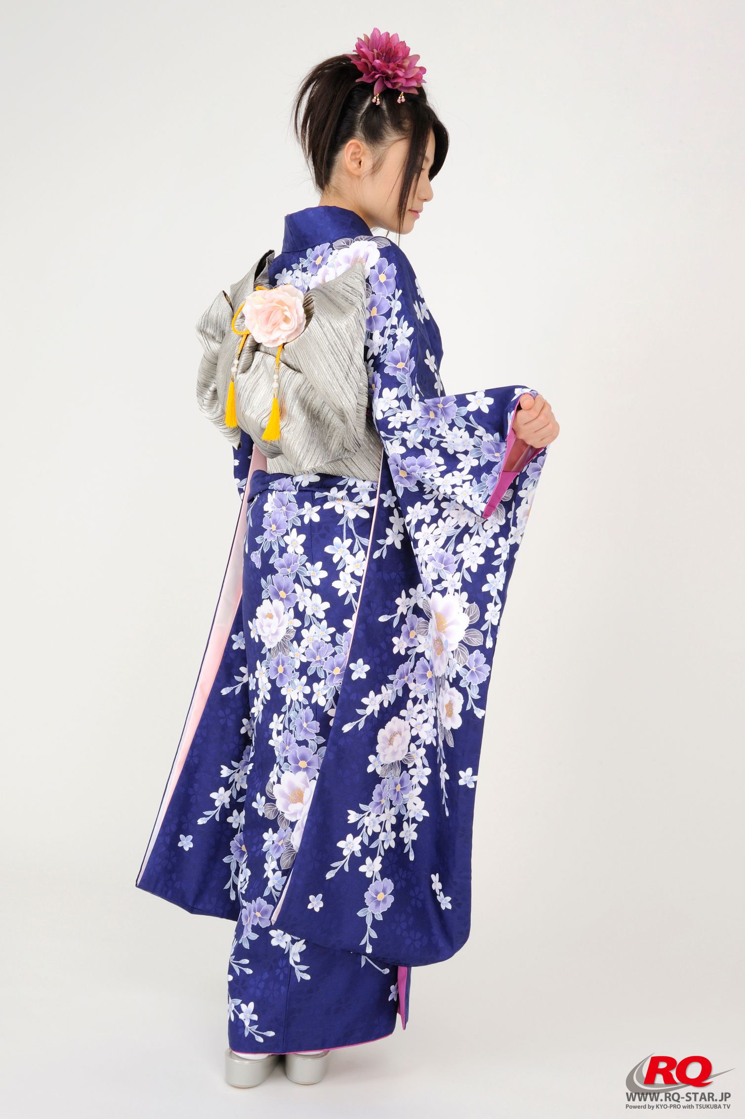 [RQ-STAR] NO.00068 古崎瞳 謹賀新年 Kimono – Happy New Year 和服系列22