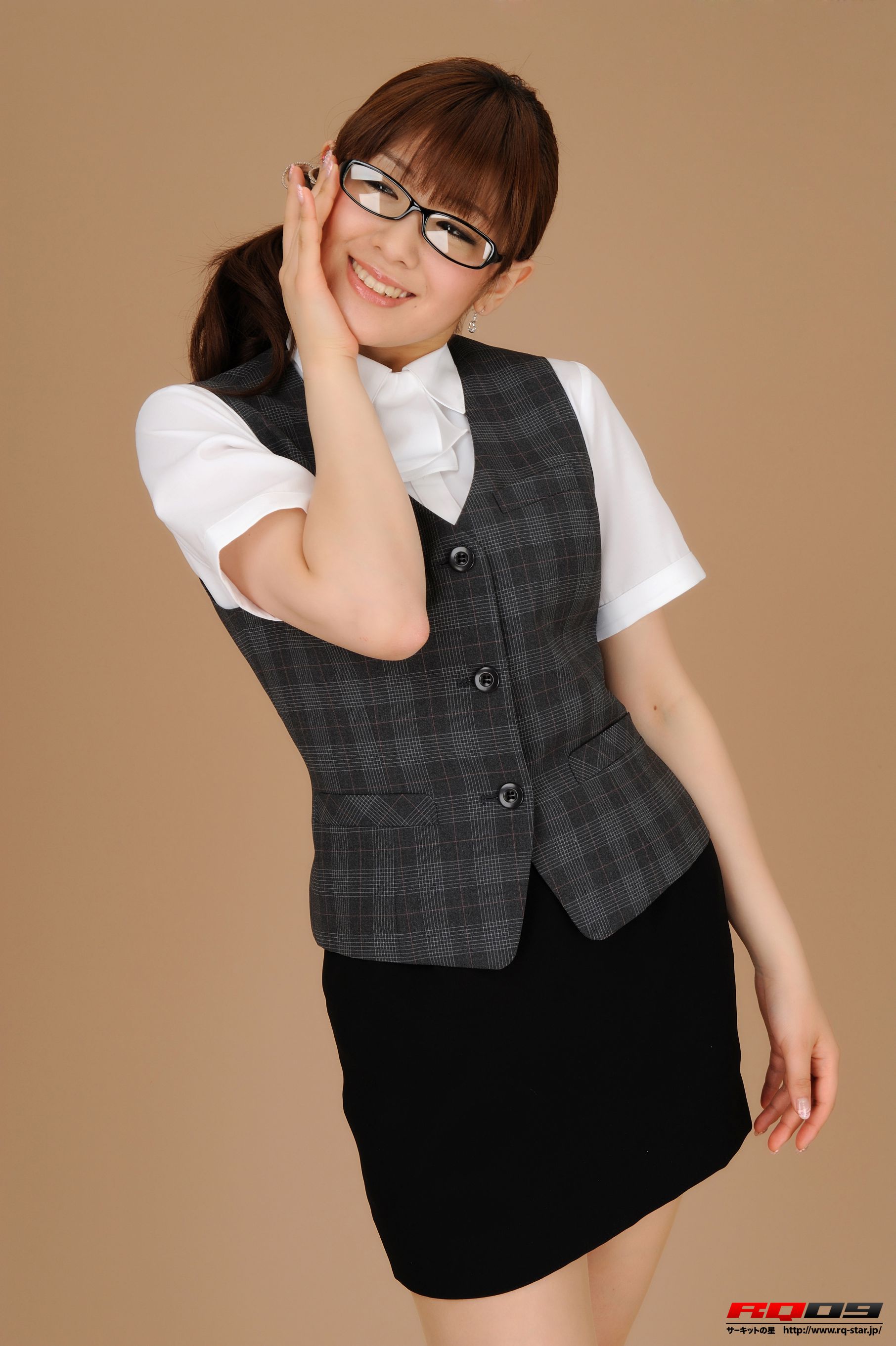 [RQ-STAR] NO.00179 Chika Tohno 遠野千夏 Office Lady 职业装写真集17