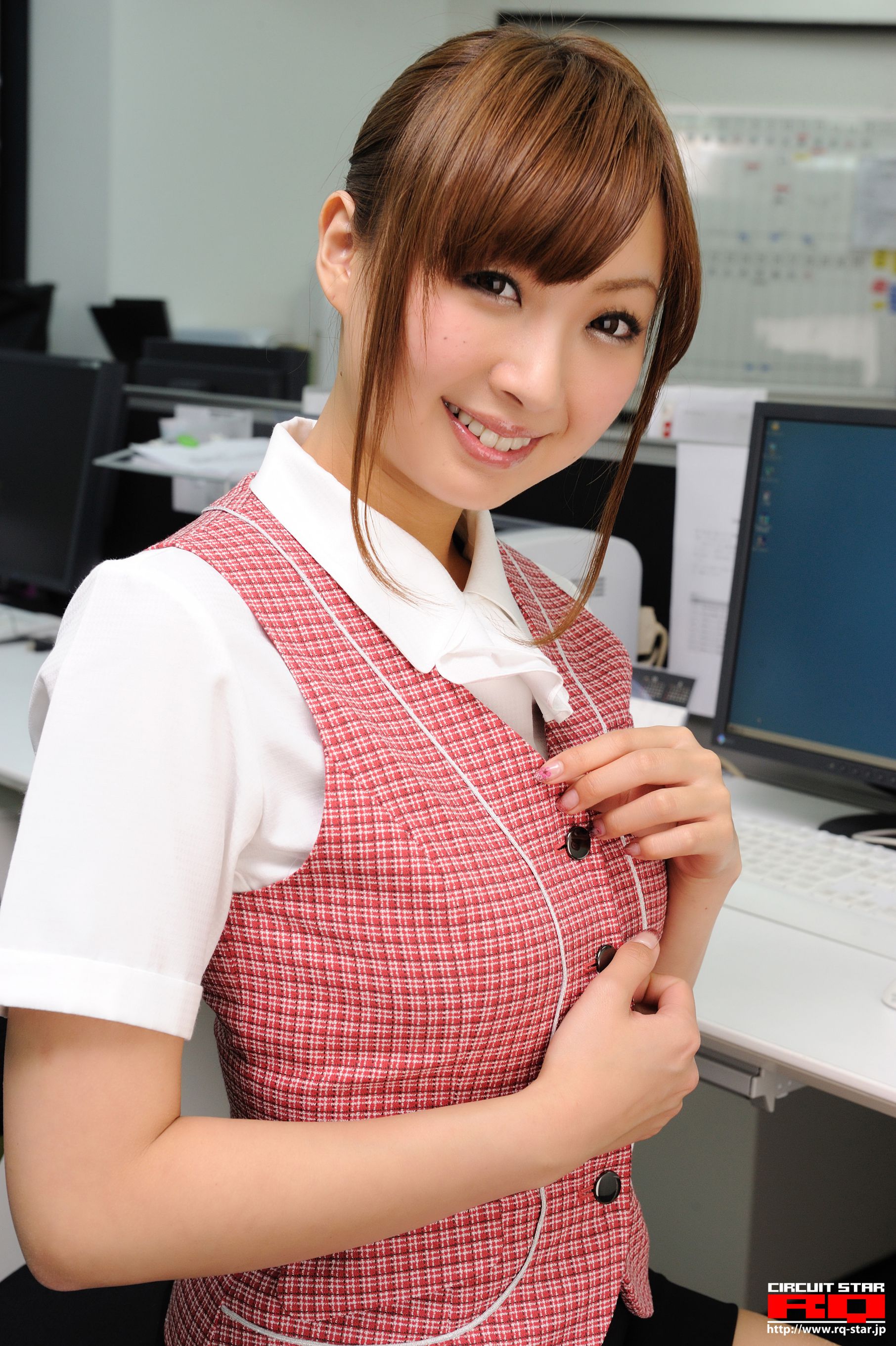 [RQ-STAR] NO.00255 Yuka Tachibana 立花ゆか Office Lady 写真集44