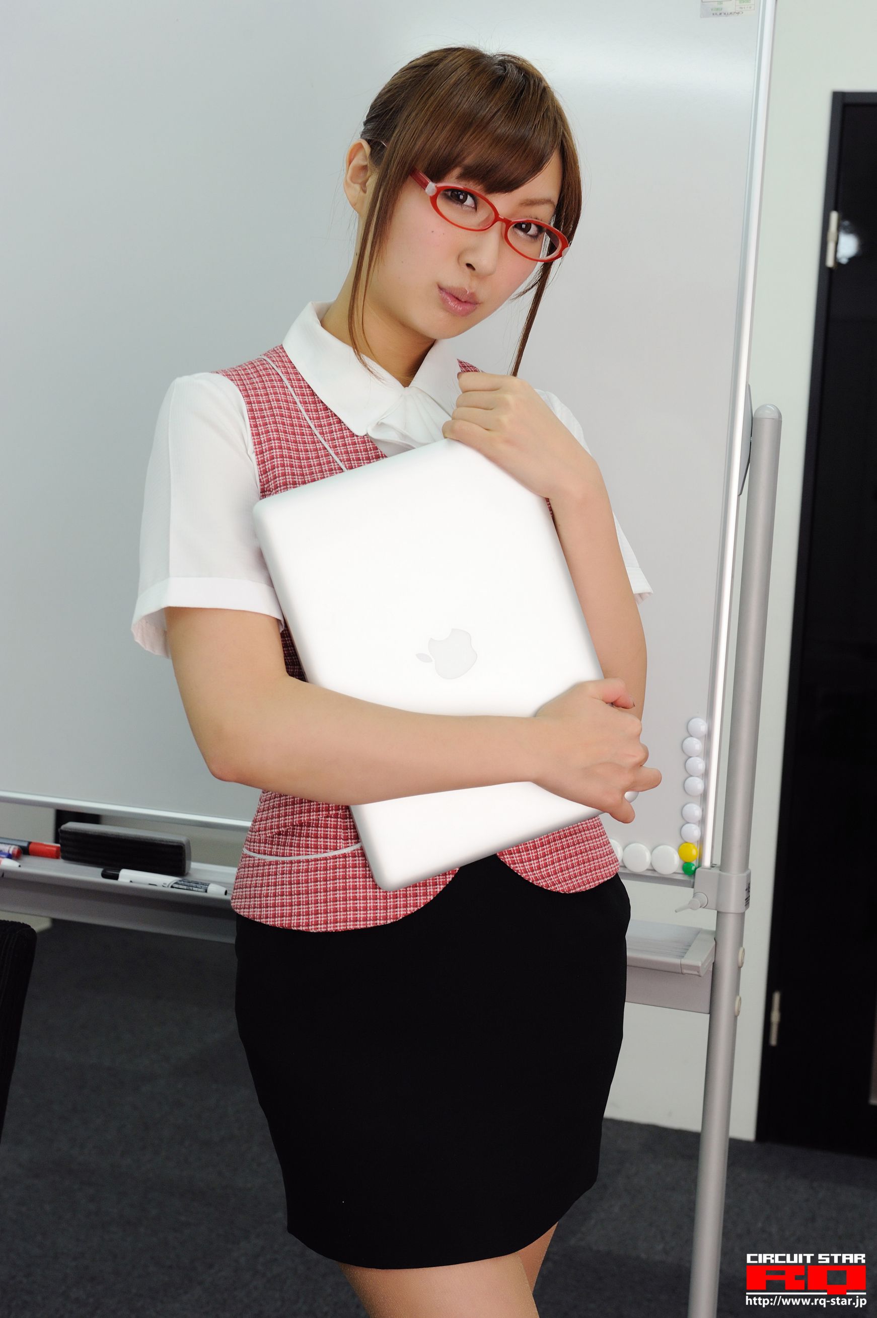 [RQ-STAR] NO.00255 Yuka Tachibana 立花ゆか Office Lady 写真集86