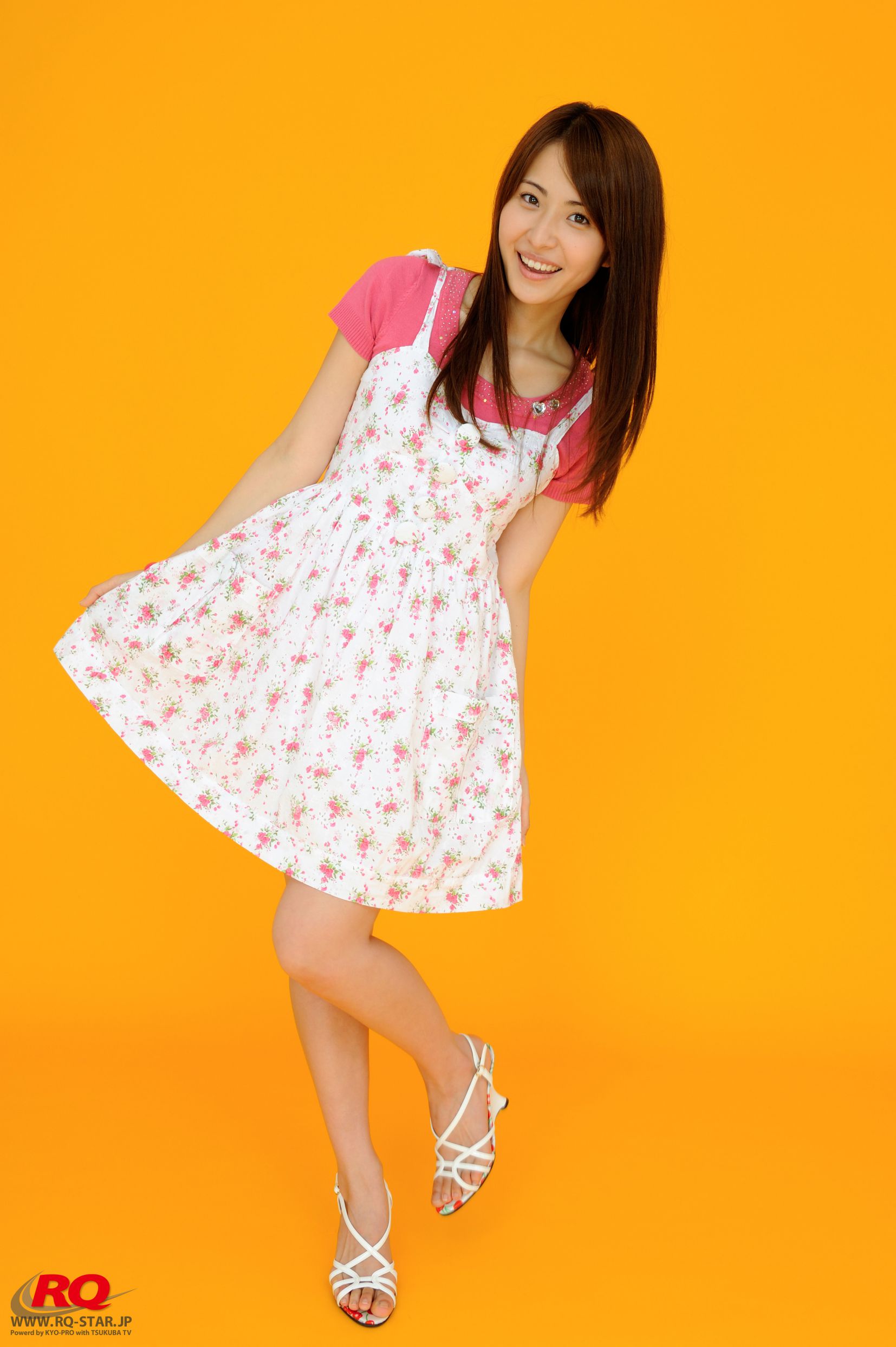 [RQ-STAR] NO.00046 澤井玲菜 Private Dress 写真集