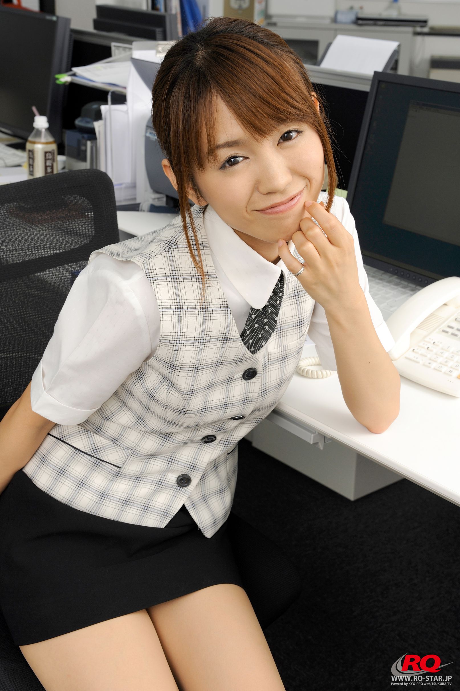 [RQ-STAR] NO.00055 Kotomi Kurosawa 黒沢琴美 Office Lady 写真集