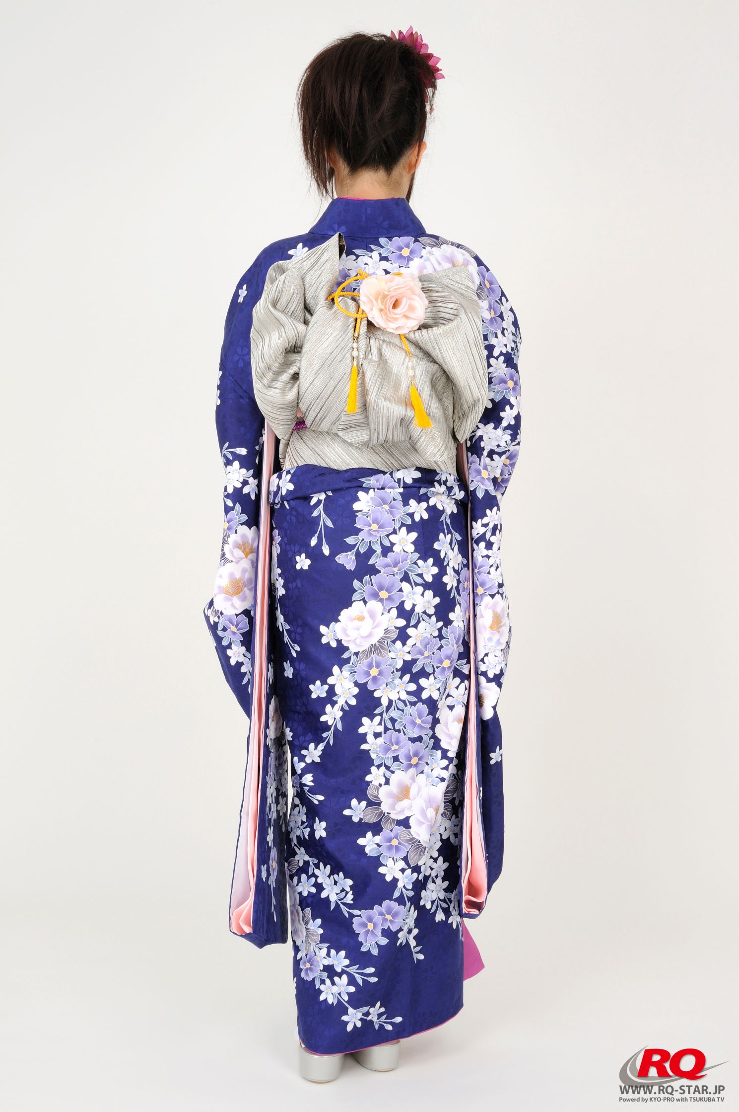 [RQ-STAR] NO.00068 古崎瞳 謹賀新年 Kimono – Happy New Year 和服系列