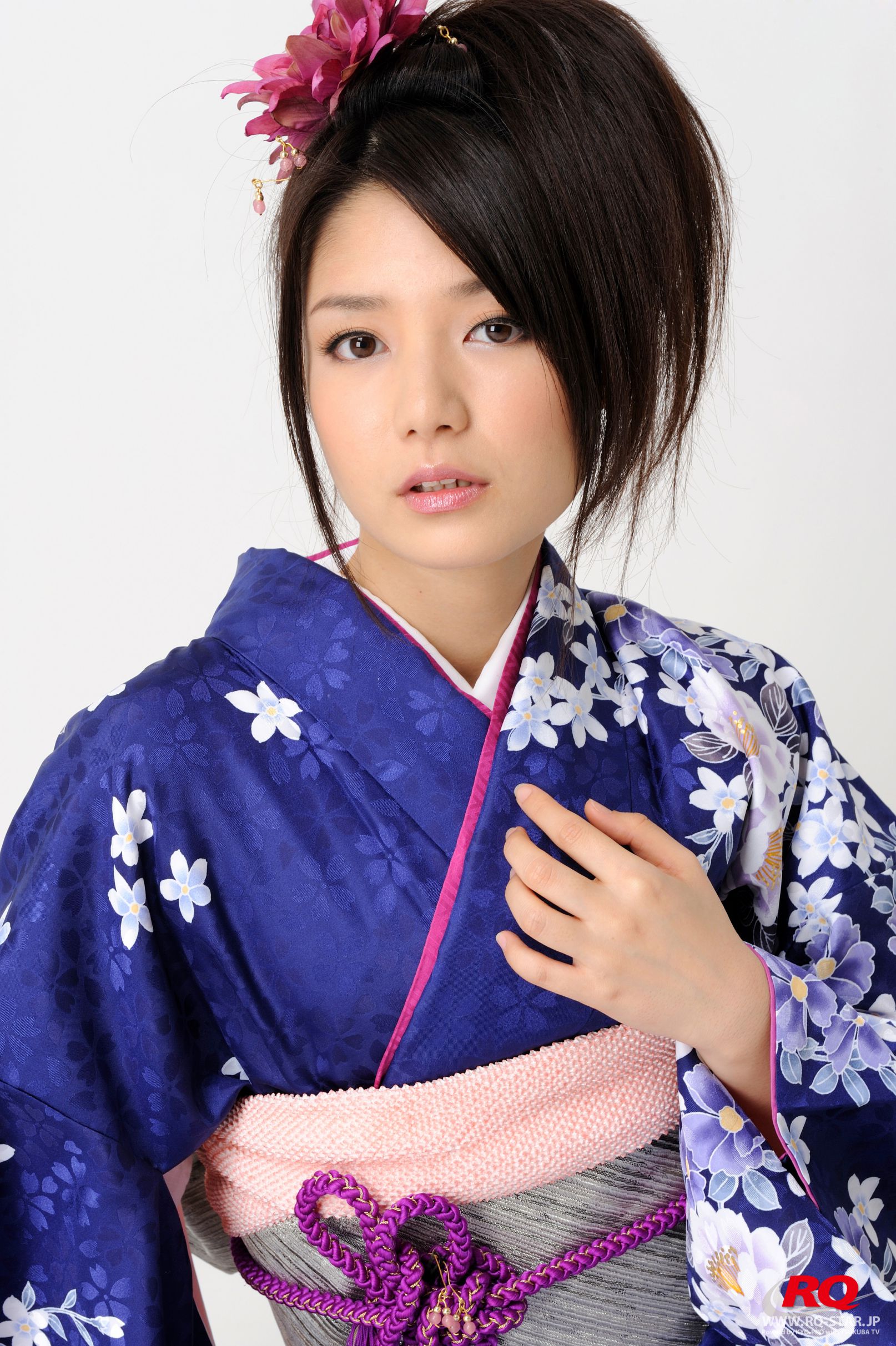 [RQ-STAR] NO.00068 古崎瞳 謹賀新年 Kimono – Happy New Year 和服系列