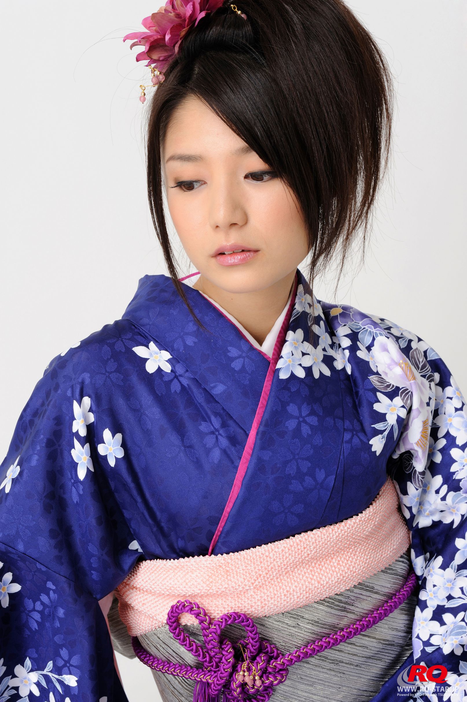 [RQ-STAR] NO.00068 古崎瞳 謹賀新年 Kimono – Happy New Year 和服系列