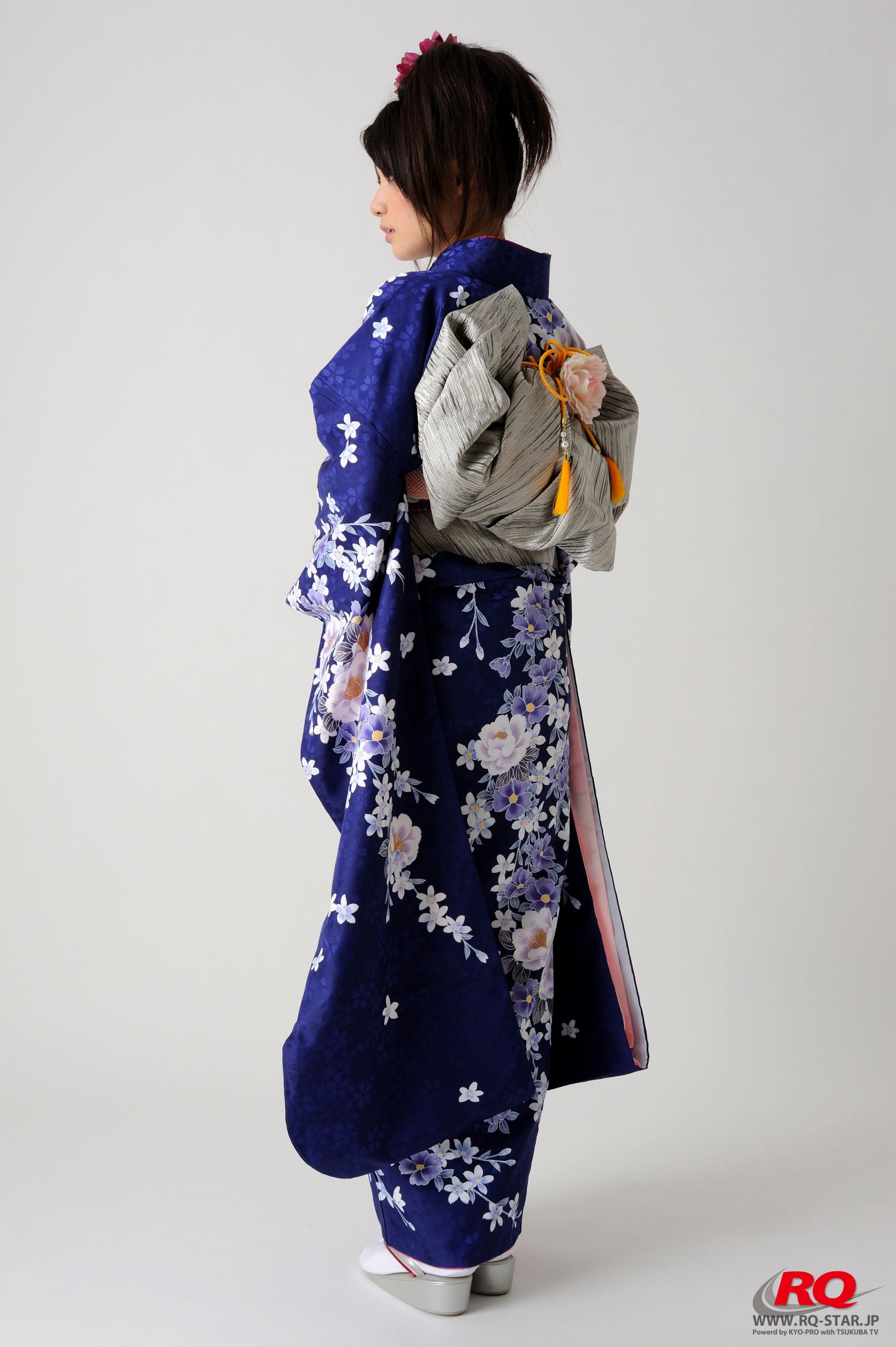 [RQ-STAR] NO.00068 古崎瞳 謹賀新年 Kimono – Happy New Year 和服系列