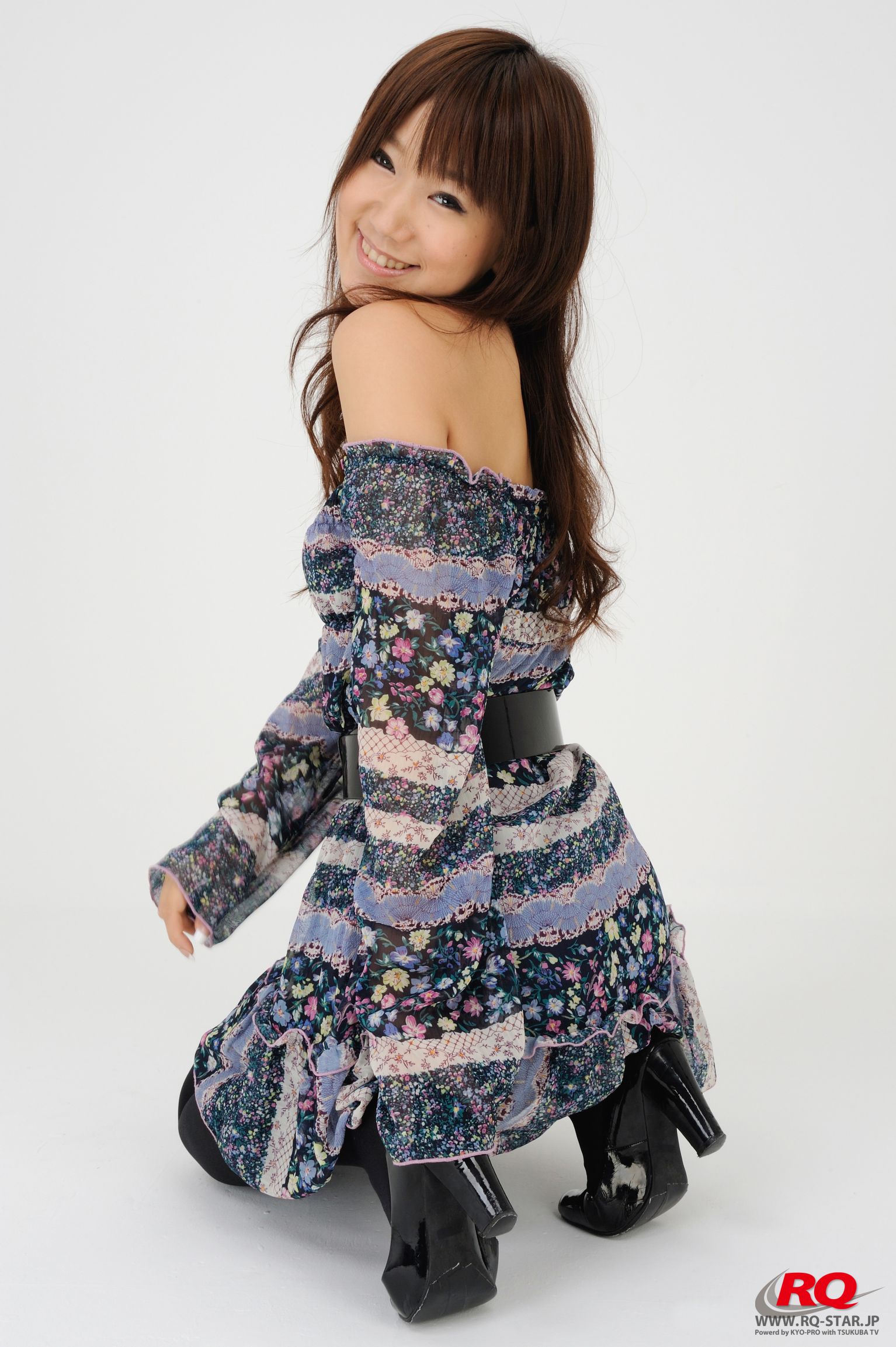 [RQ-STAR] NO.00073 水城さと子 Private Dress 写真集