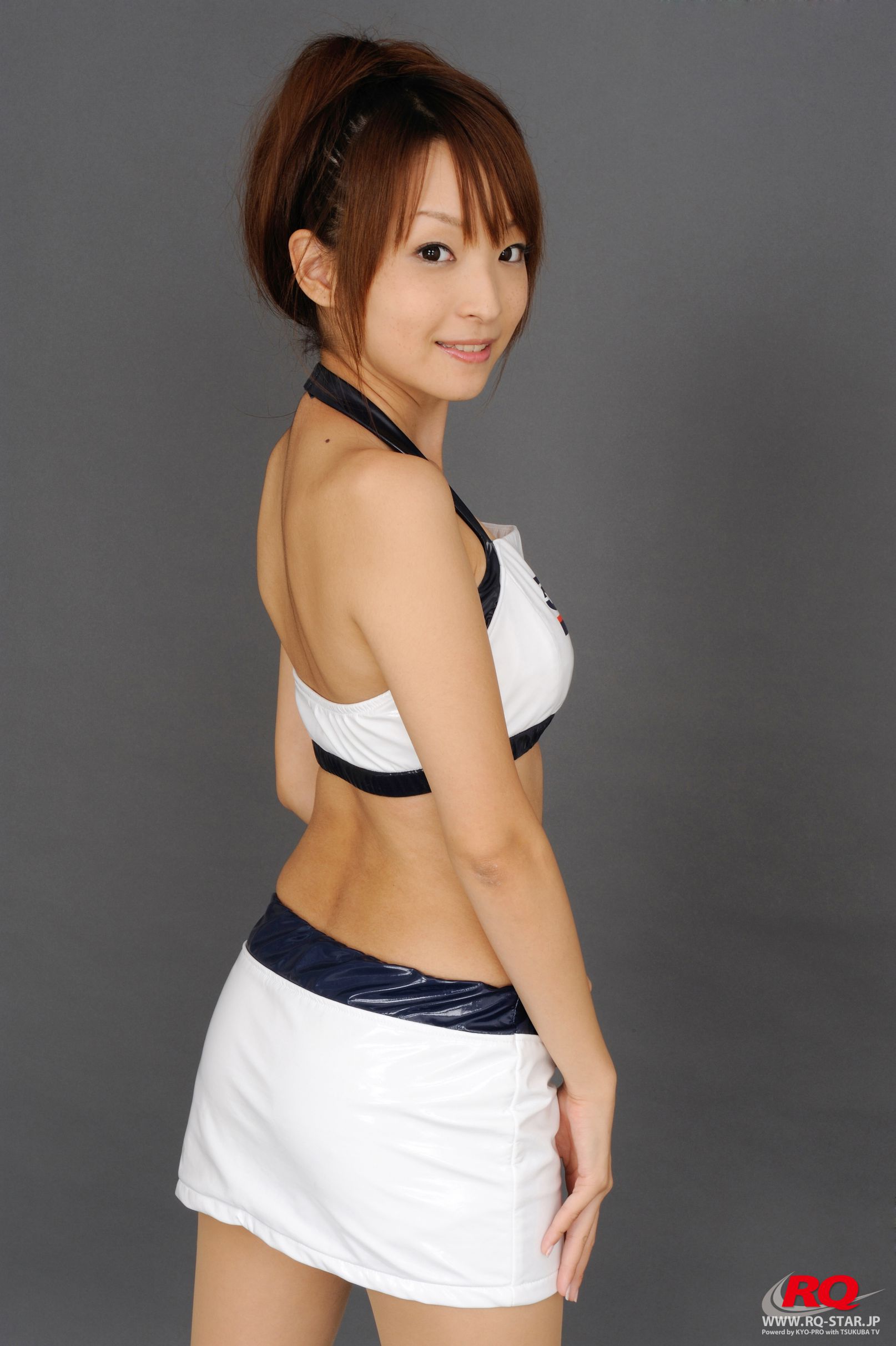 [RQ-STAR] NO.00080 Mio Aoki 青木未央 Race Queen – 2008 5Zigen  写真集