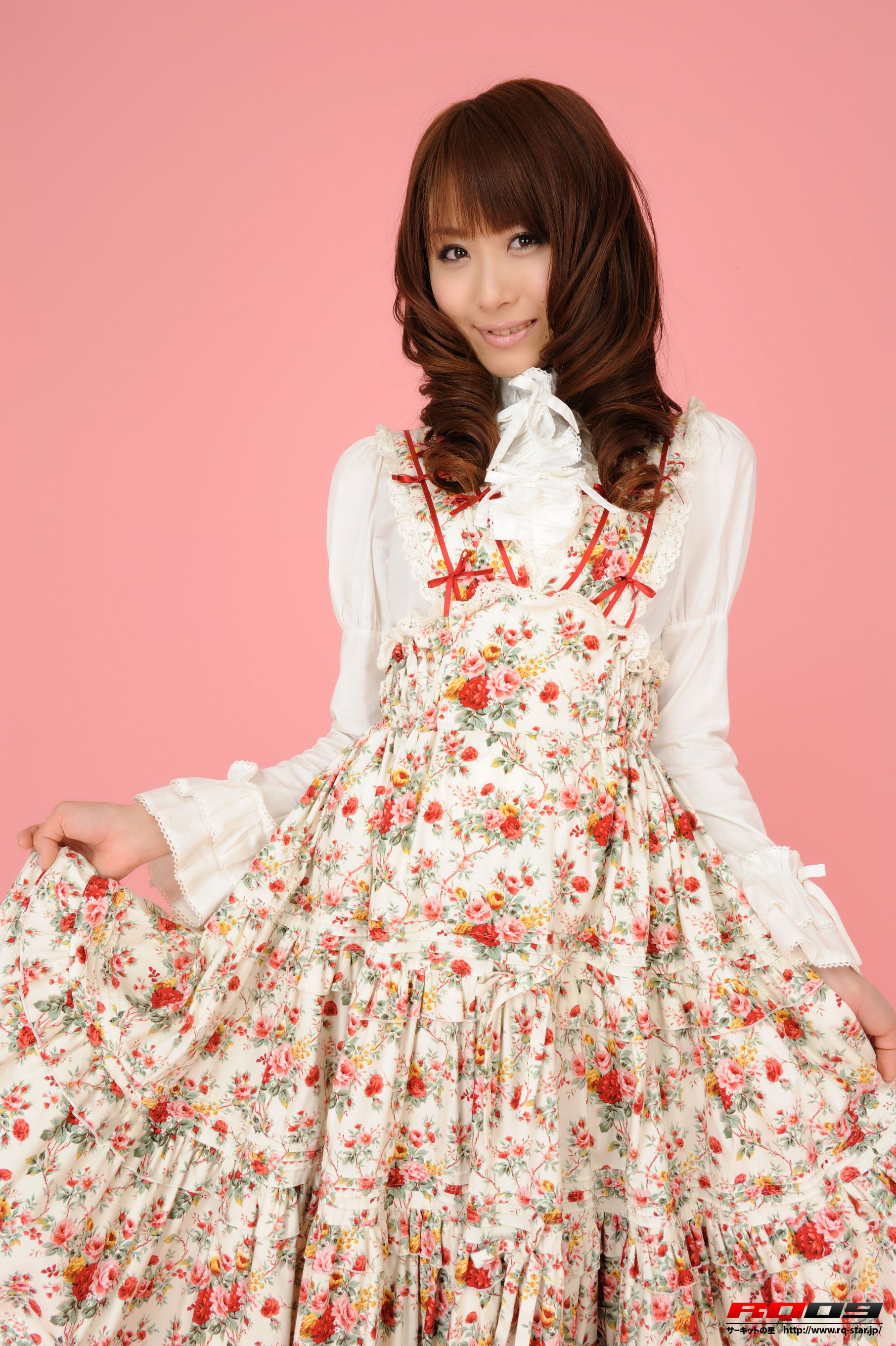 [RQ-STAR写真集] NO.00142 我妻さおり Lolita Fashion 长裙美女系列