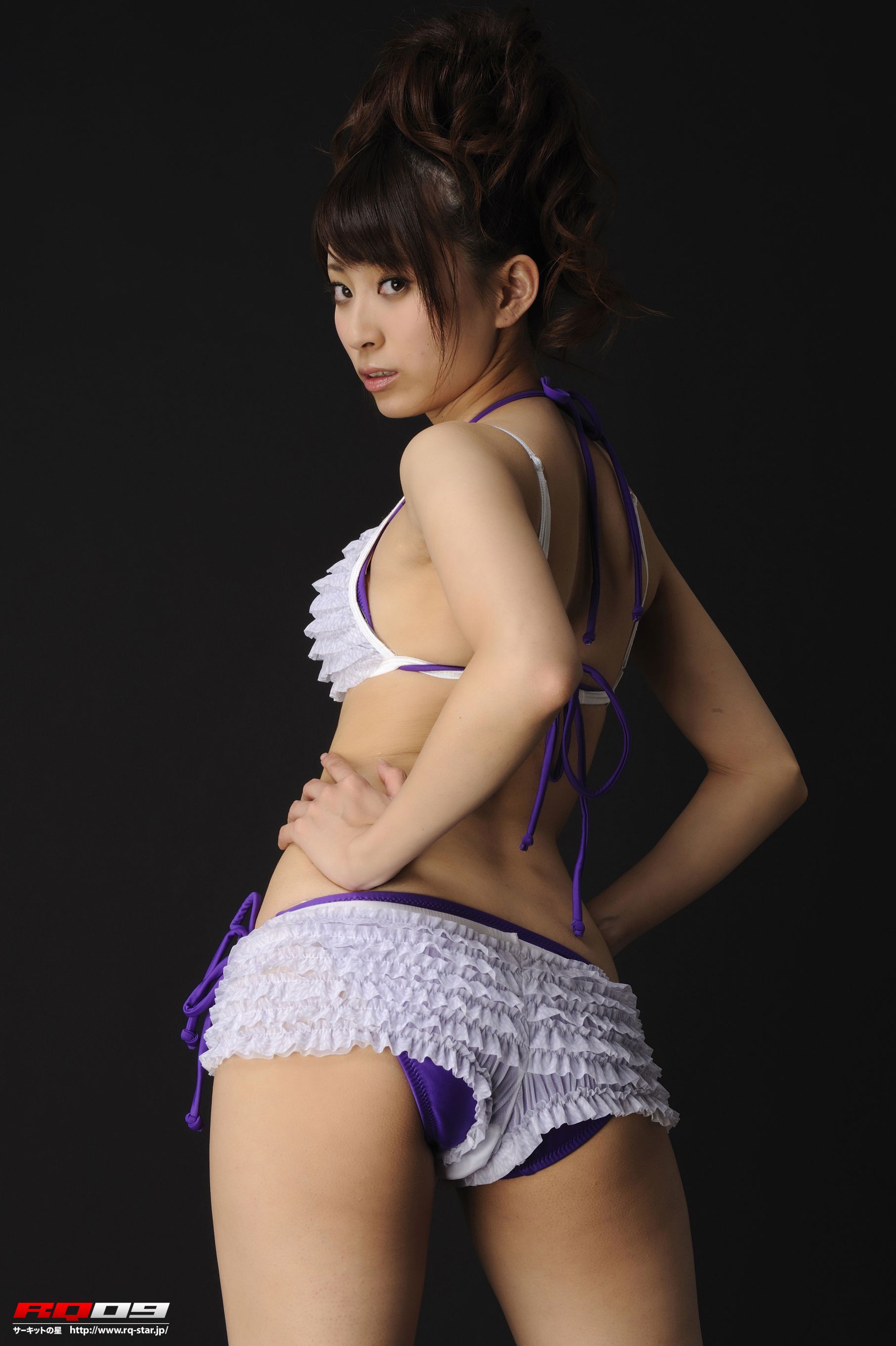 [RQ-STAR] NO.00146 林杏菜 Swim Suits – Purple 写真集