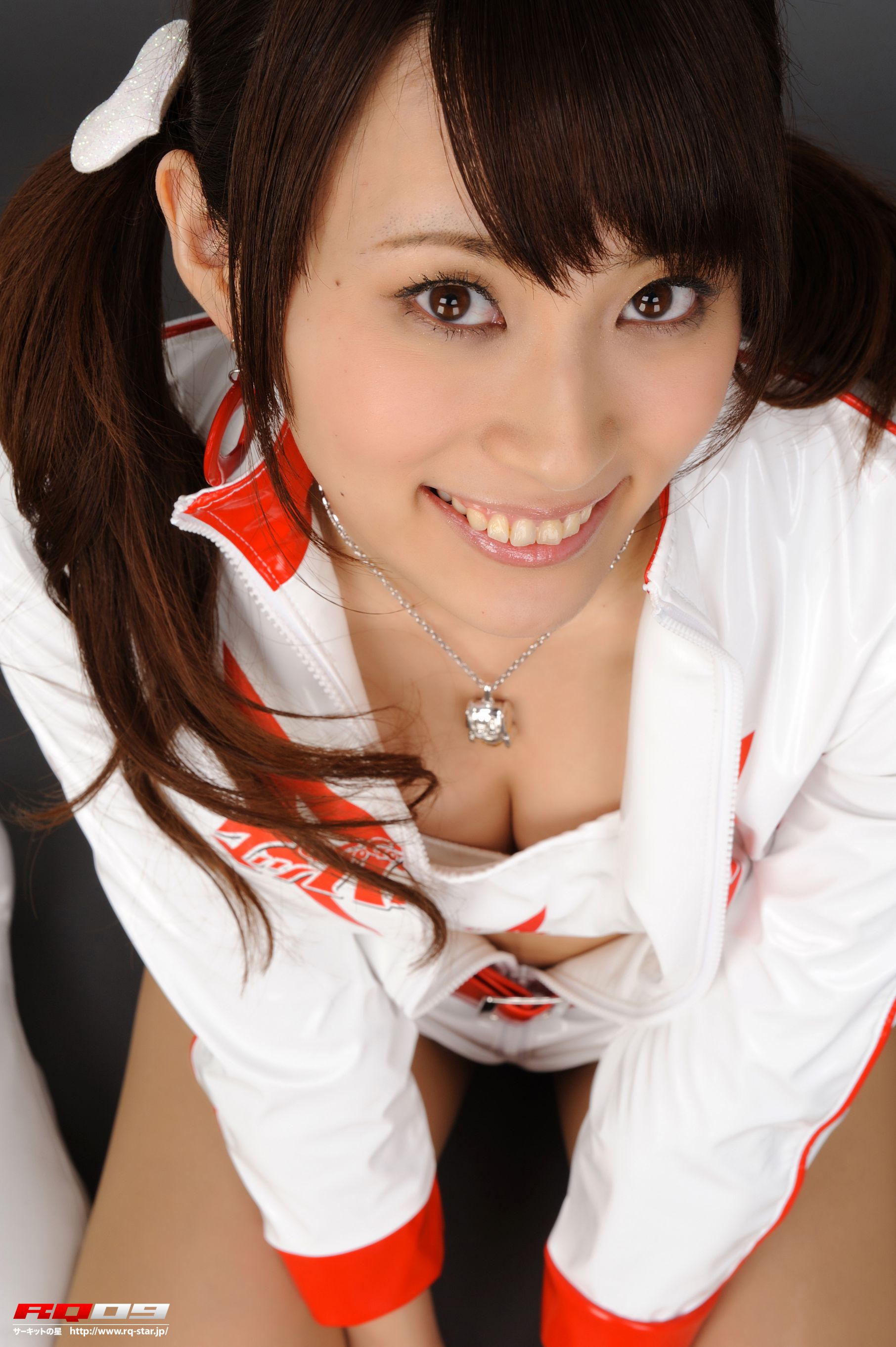 [RQ-STAR] NO.00149 林杏菜 Race Queen – Team Mach 写真集