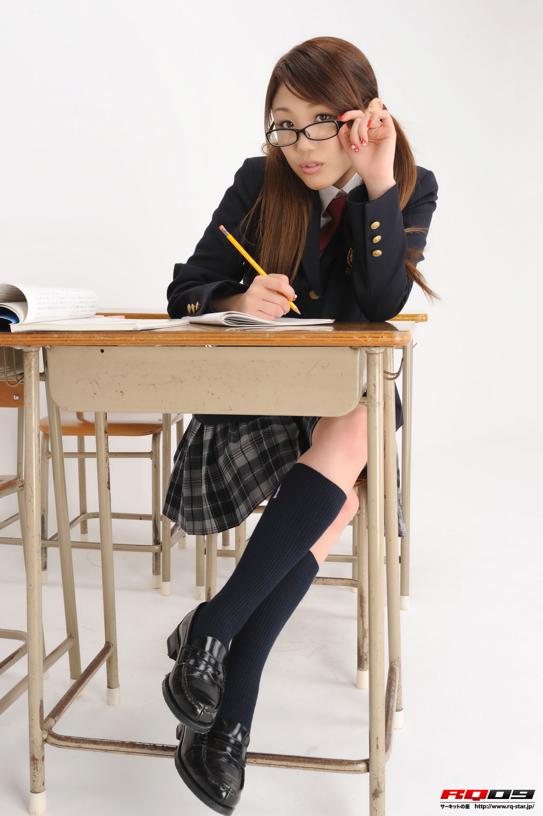 [RQ-STAR] NO.00252 木村亜梨沙 School Uniform 学生装系列 写真集