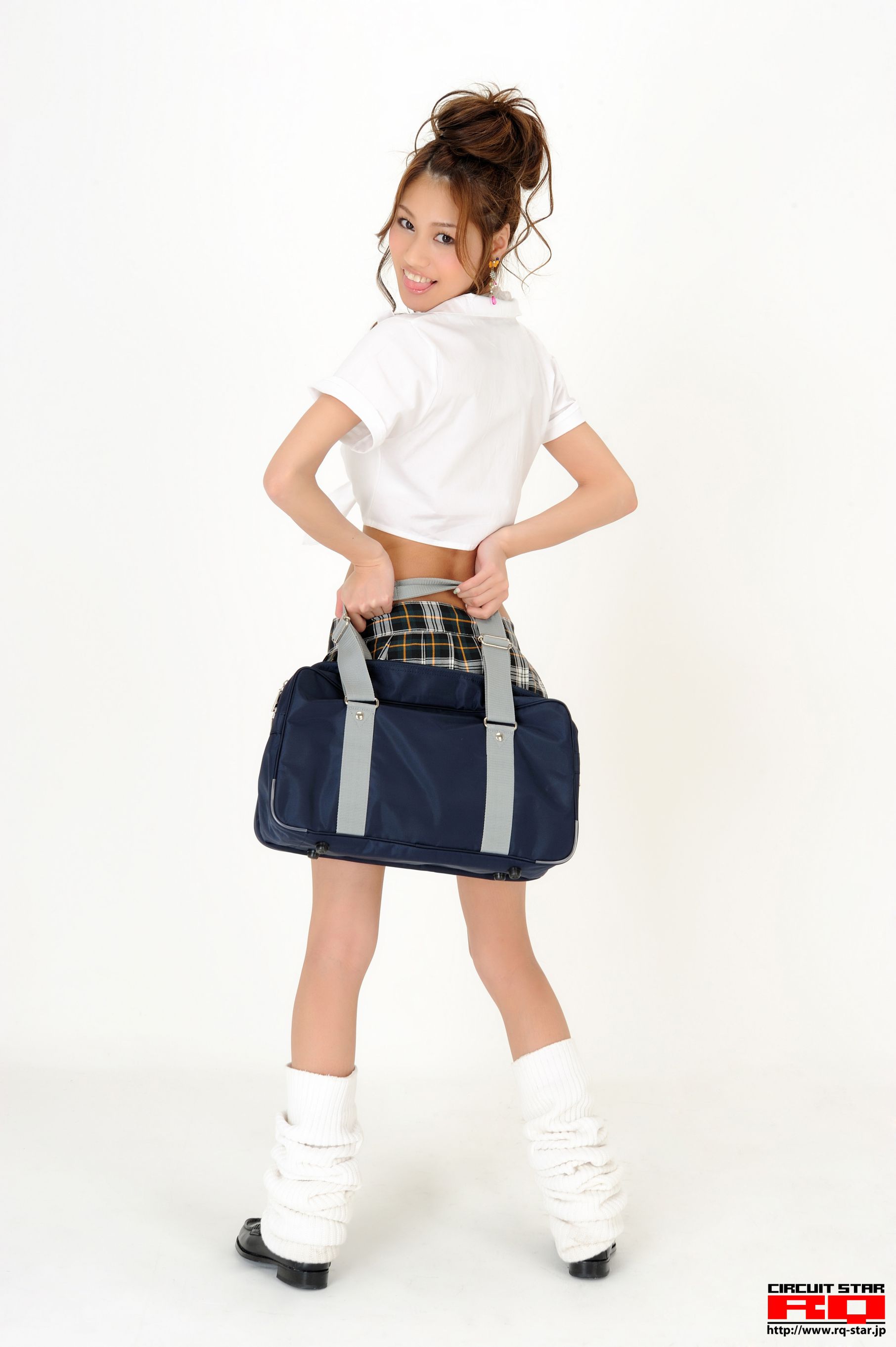 [RQ-STAR] NO.00258 橋本梨華 Micro Mini 校服系列 写真集