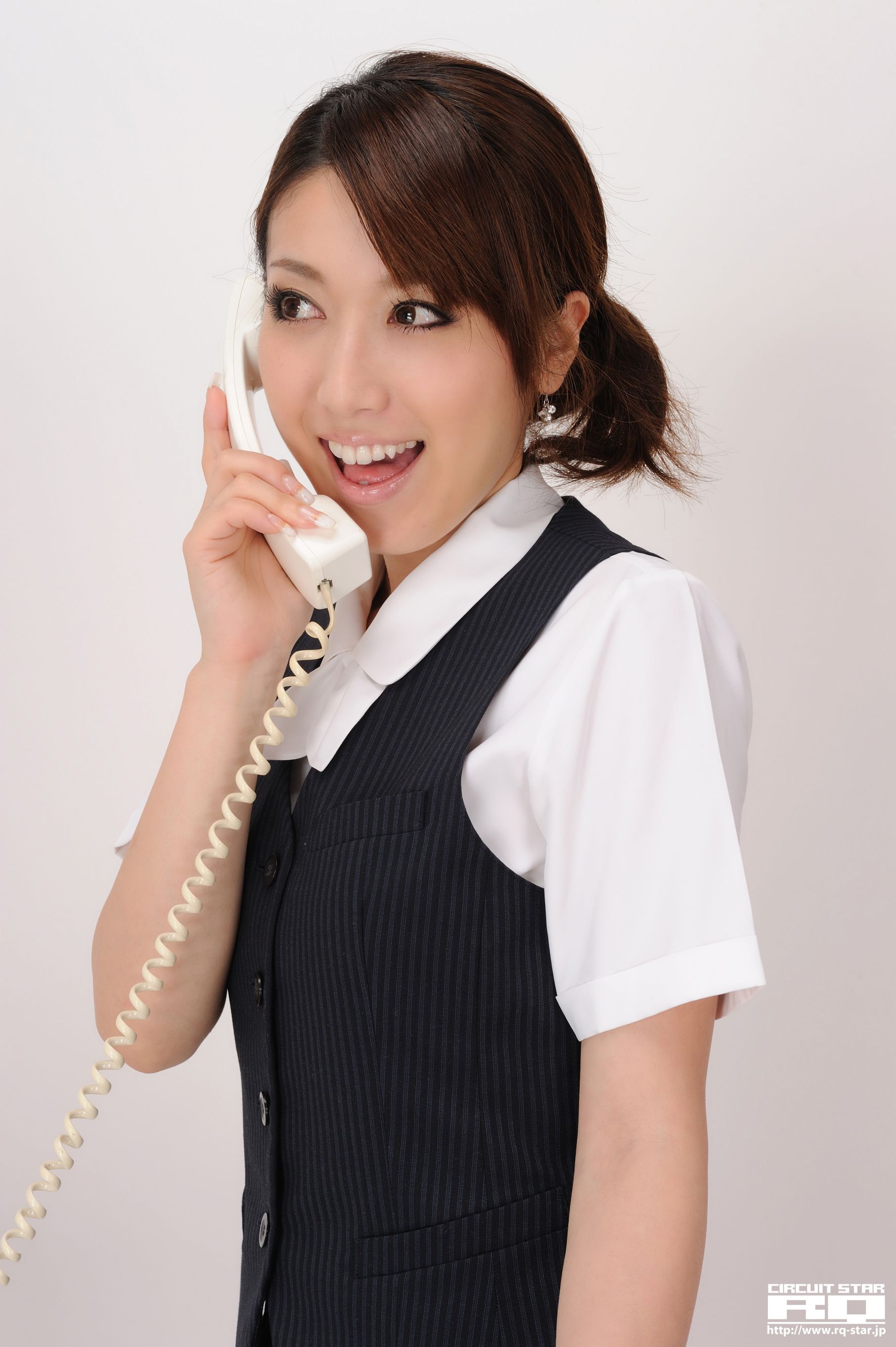 [RQ-STAR] NO.00294 Emi Shimizu 清水恵美 Office Lady 写真集