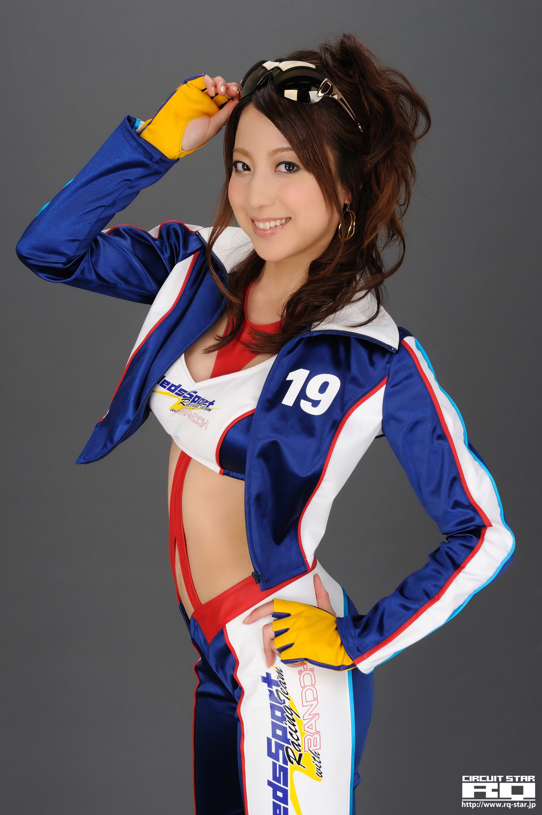 [RQ-STAR] NO.00301 横山かおり Race Queen 写真集