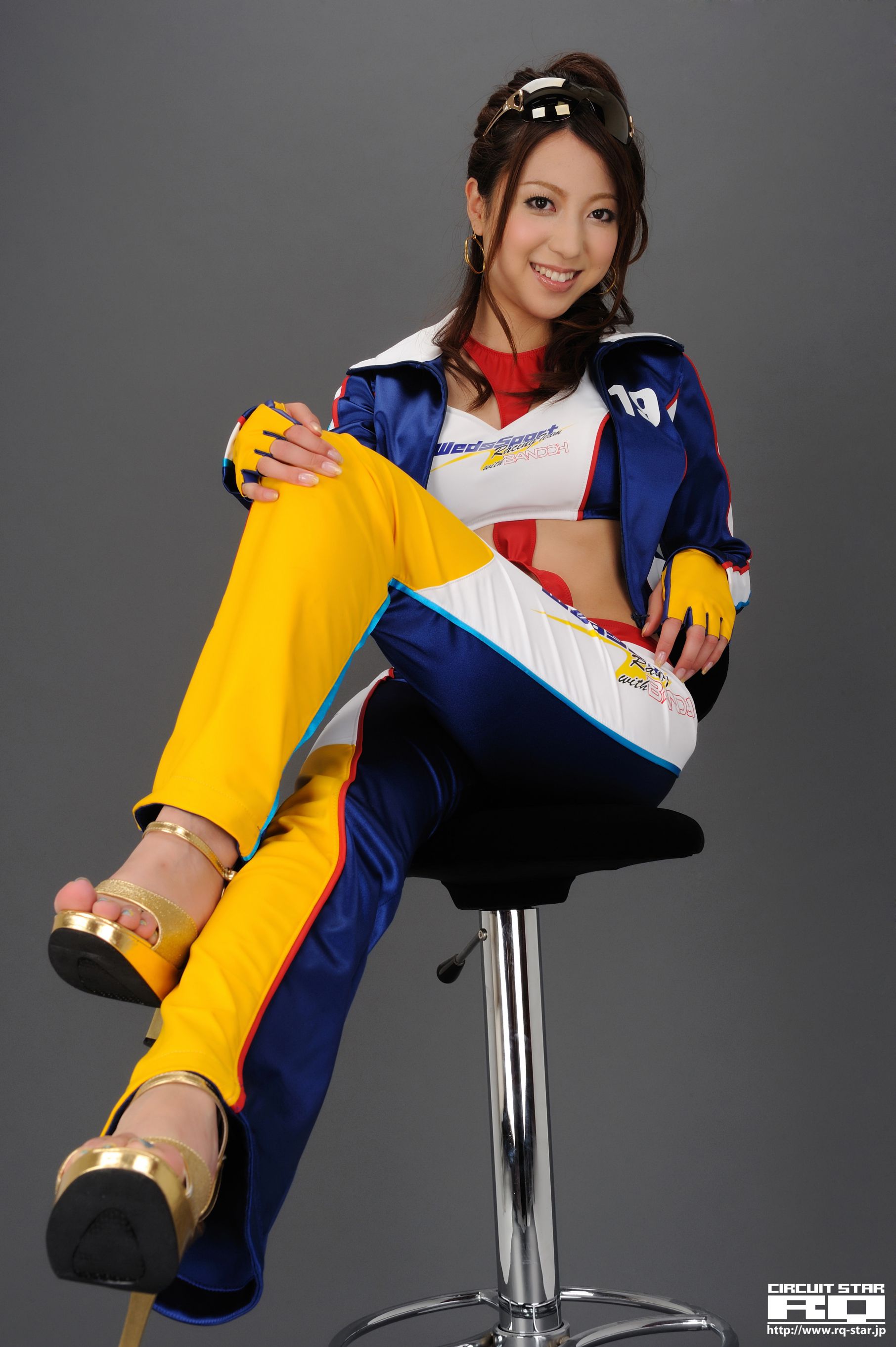 [RQ-STAR] NO.00301 横山かおり Race Queen 写真集