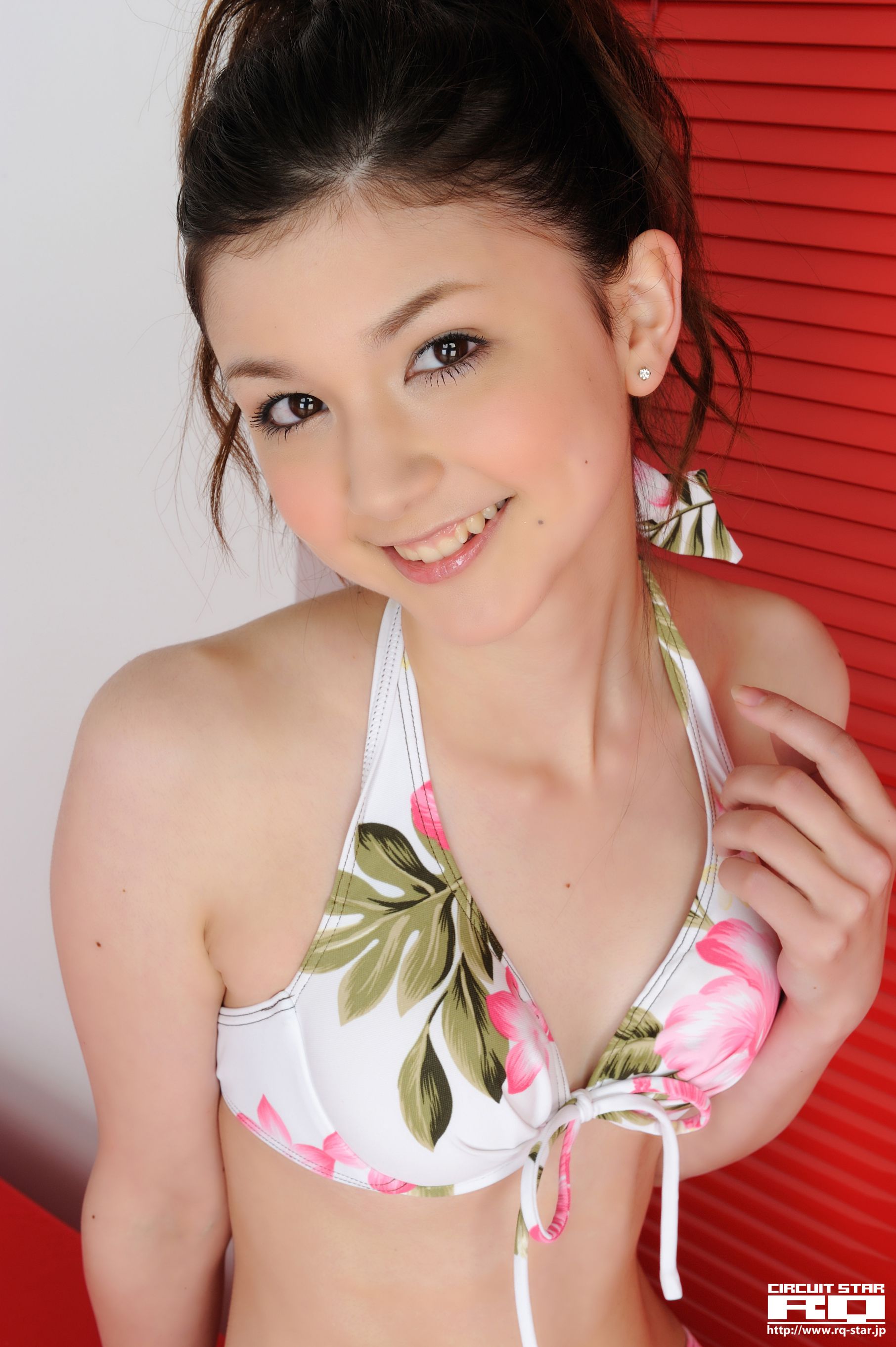 [RQ-STAR] NO.00350 Amy Kubo 久保エイミー Swim Suits 写真集