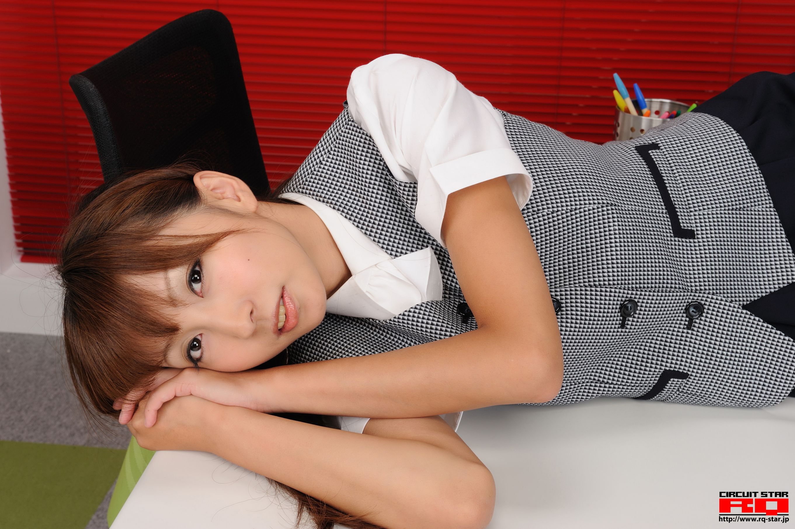 [RQ-STAR] NO.00367 Kasumi Kamijyo 上條かすみ Office Lady 写真集