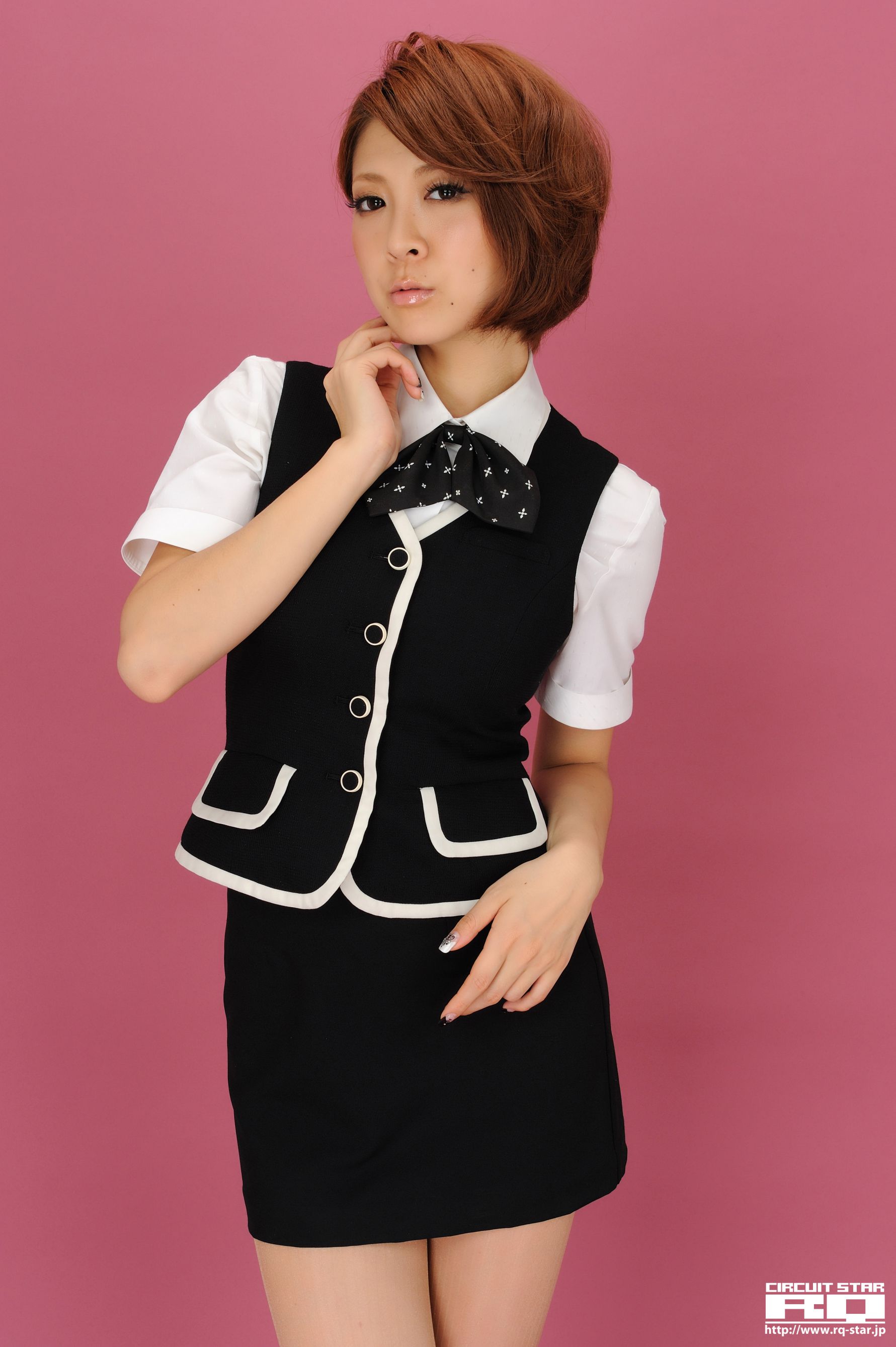 [RQ-STAR] NO.00464 Akari Arimura 有村亜加里 Office Lady 写真集