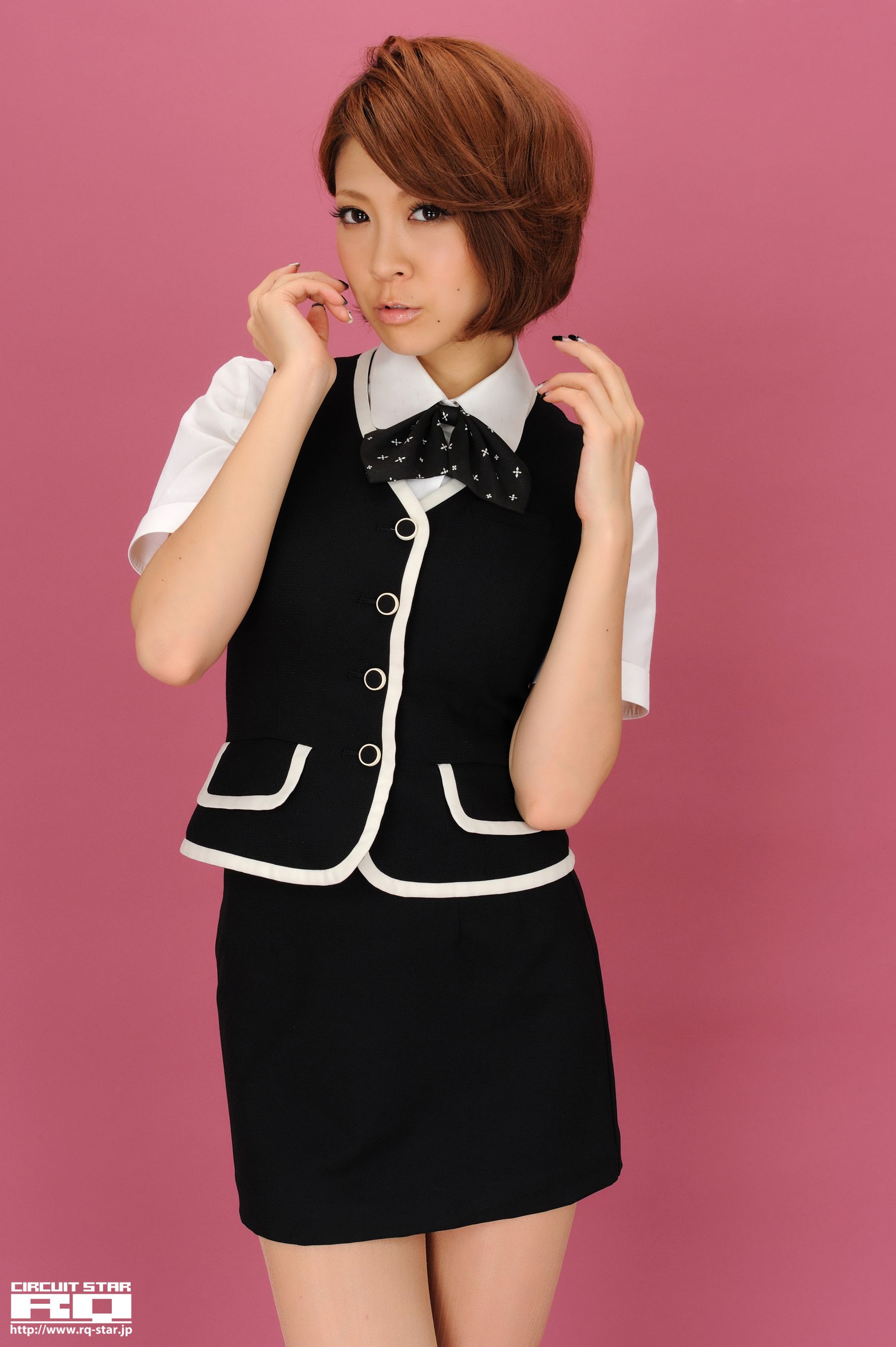 [RQ-STAR] NO.00464 Akari Arimura 有村亜加里 Office Lady 写真集