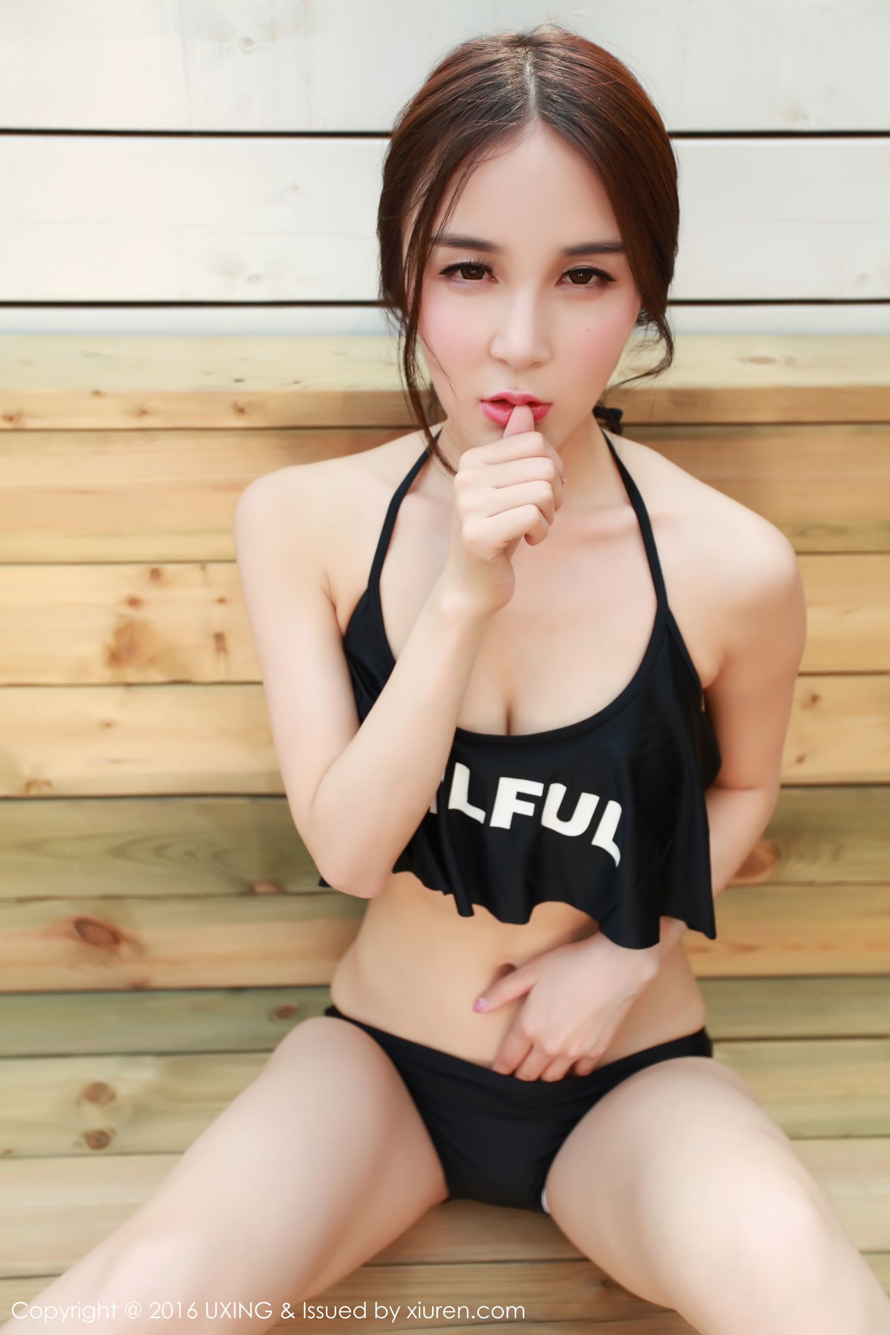 Candy刘美辰 - 性感荷叶边WILFUL比基尼 [UXING优星馆] Vol.037 写真集15