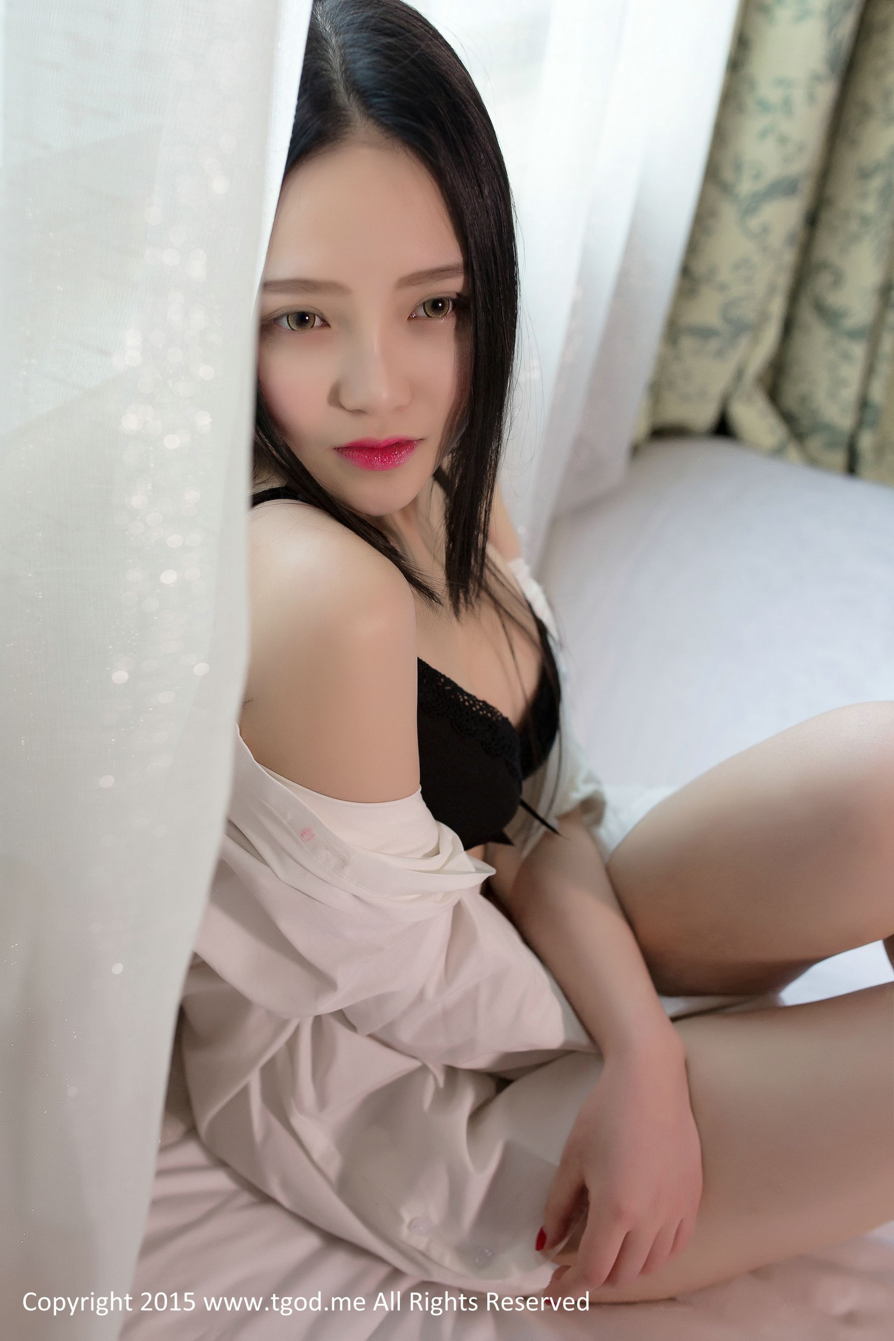 可爱女神佩佩Cassie 《皮草VS白衬衣》  [TGOD推女神] 写真集21