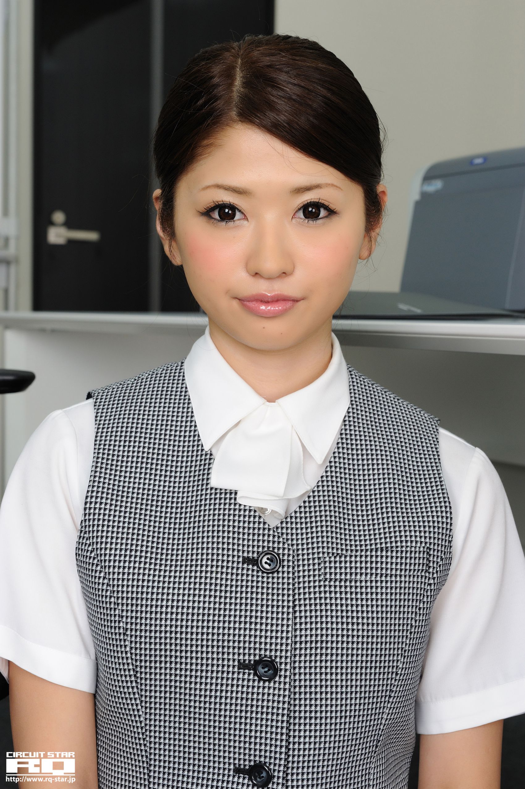[RQ-STAR] NO.00530 Hitomi Nose 能勢ひとみ Office Lady 写真集61