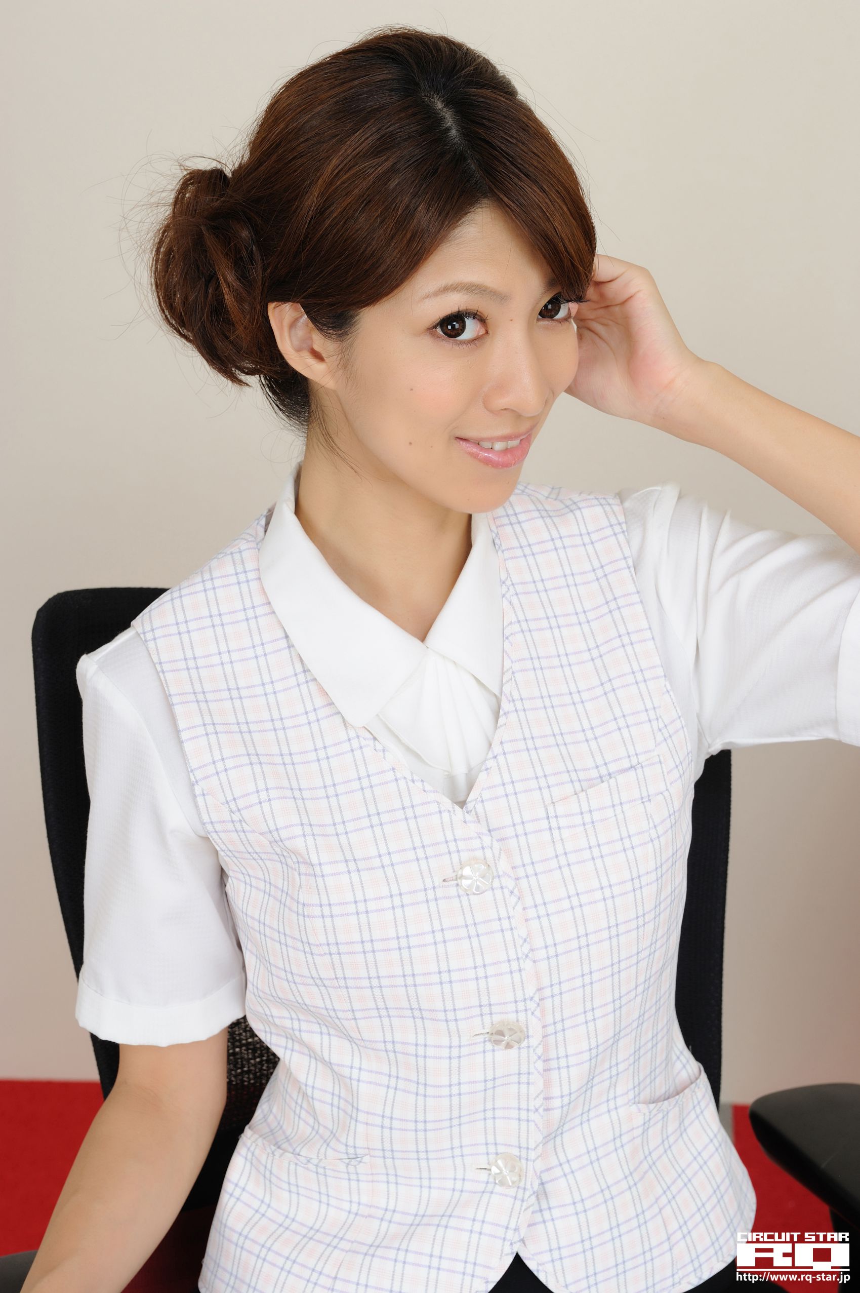 [RQ-STAR] NO.00551 黒崎あこ Office Lady 办公室女郎 写真集