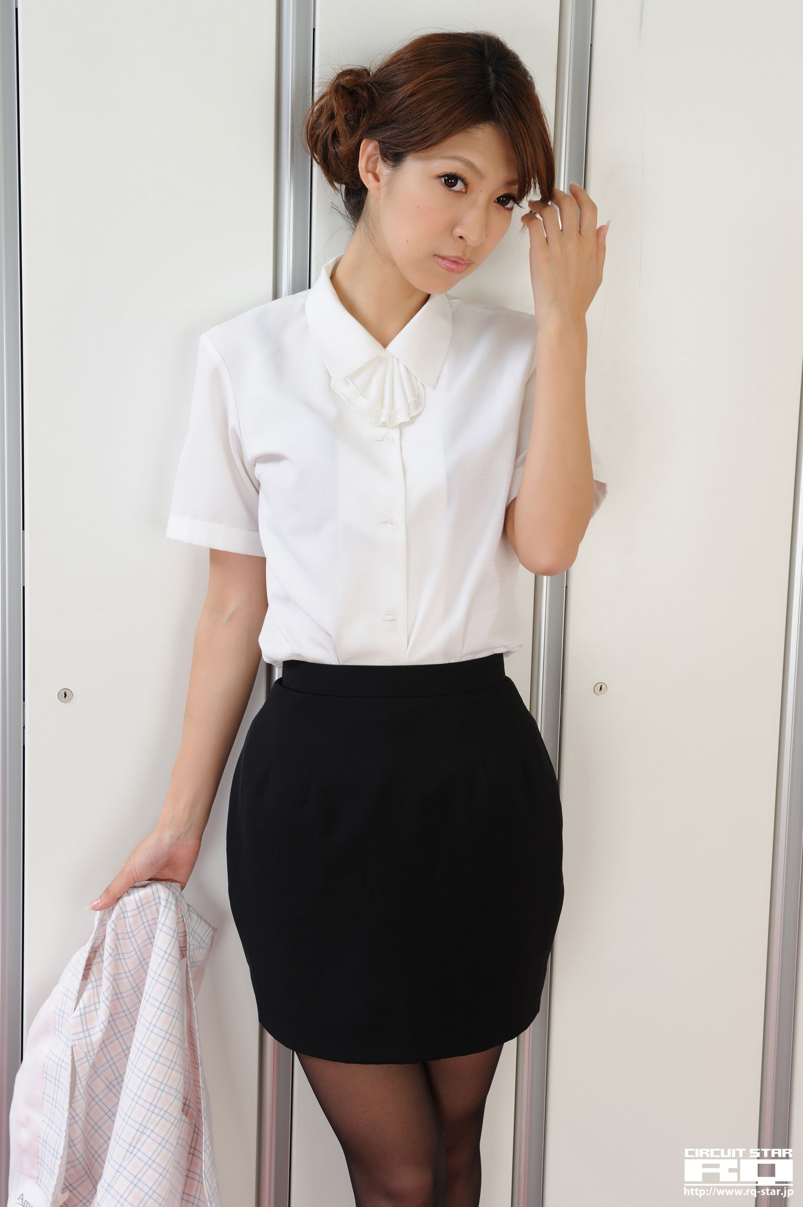 [RQ-STAR] NO.00551 黒崎あこ Office Lady 办公室女郎 写真集