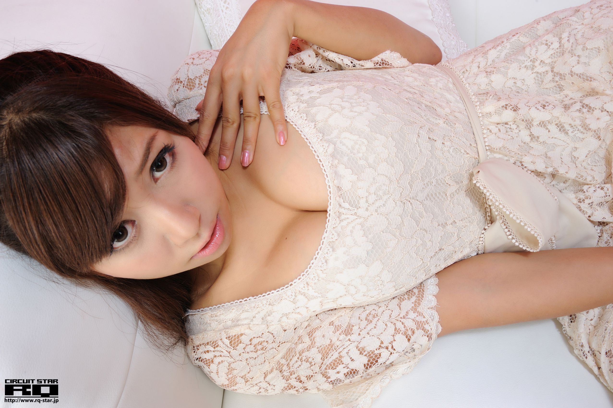 [RQ-STAR] NO.00558 Kanon Hokawa 穂川果音 Private Dress 写真集