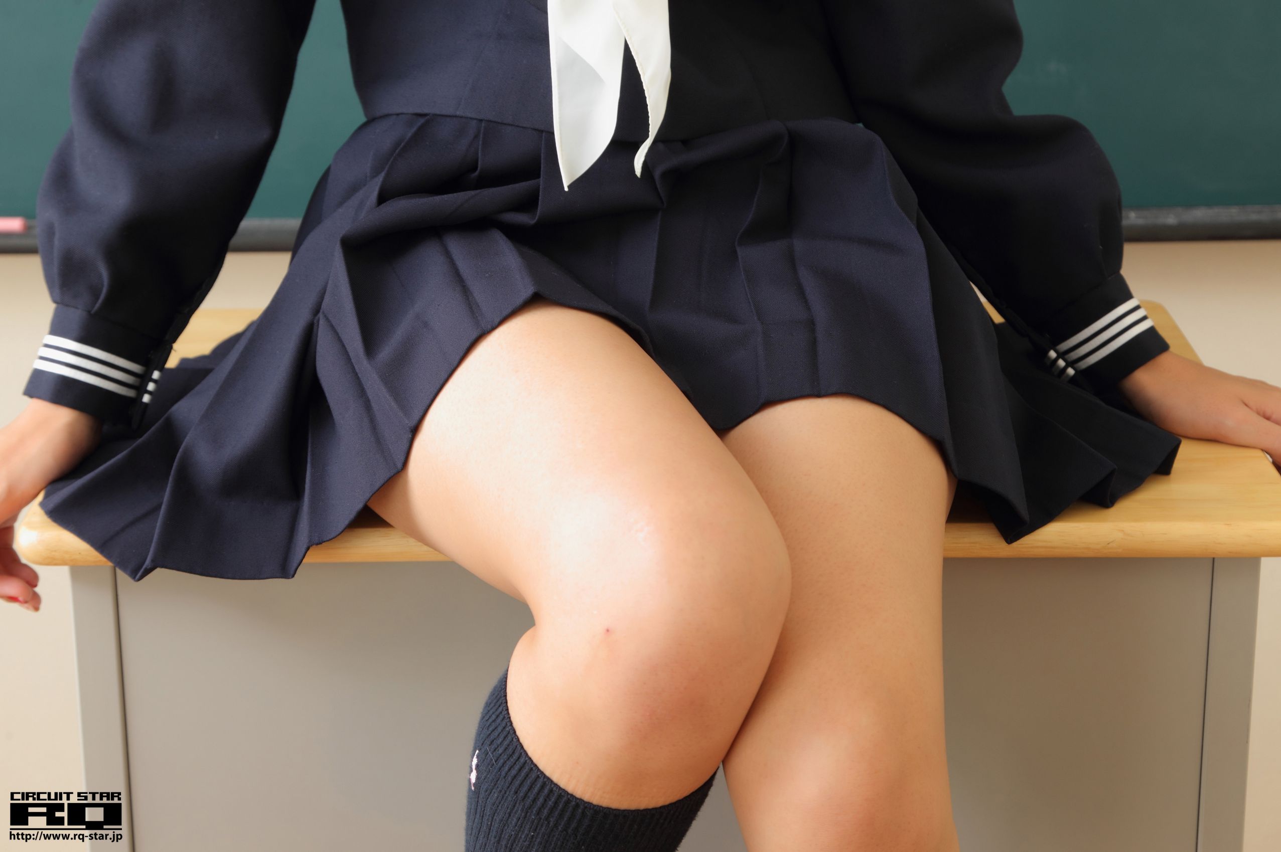 [RQ-STAR] NO.00590 Naoho Ichihashi 市橋直歩 School Girl 写真集