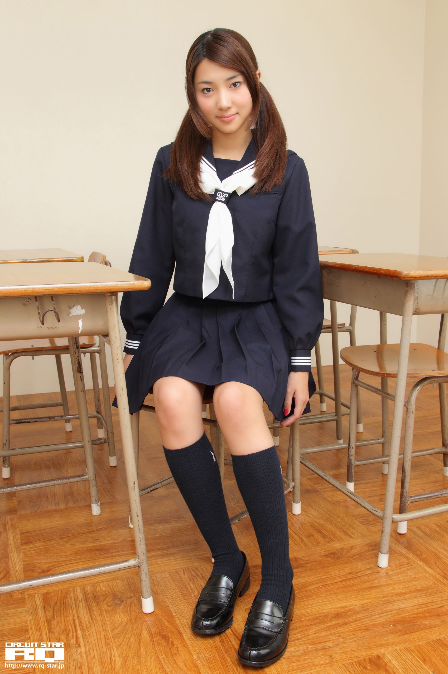 [RQ-STAR] NO.00590 Naoho Ichihashi 市橋直歩 School Girl 写真集