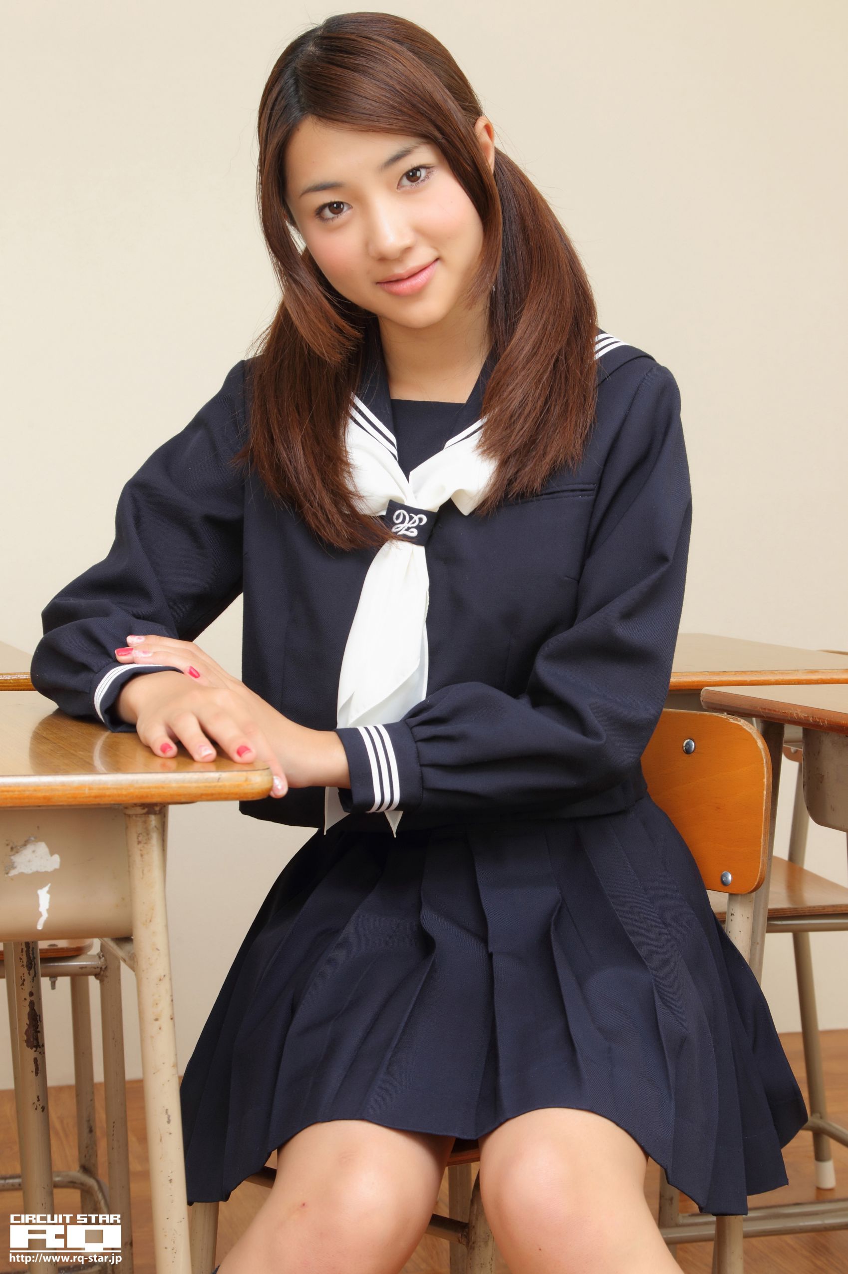 [RQ-STAR] NO.00590 Naoho Ichihashi 市橋直歩 School Girl 写真集