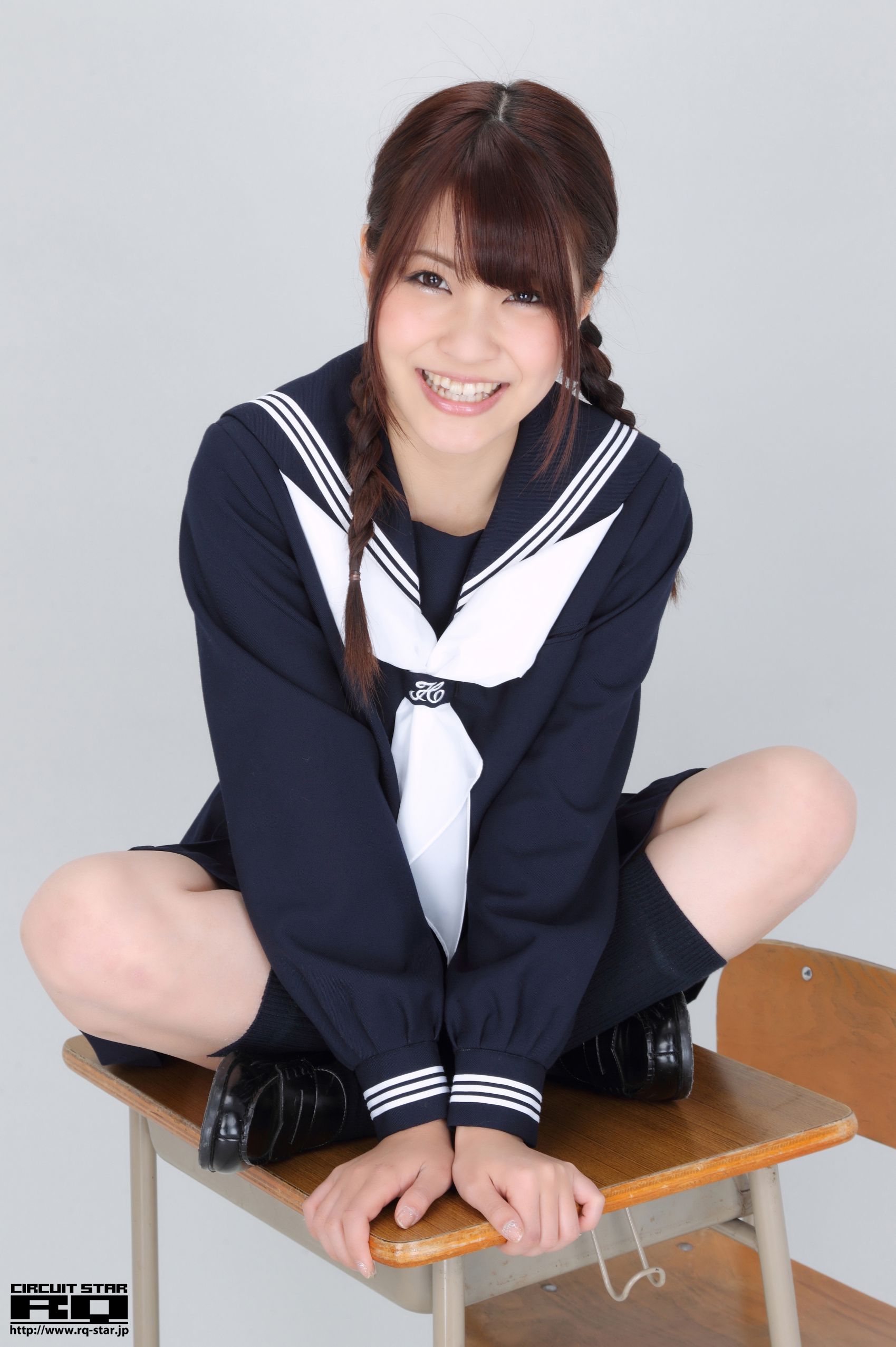 [RQ-STAR] NO.00607 柚崎明日香/岸明日香 High School 写真集