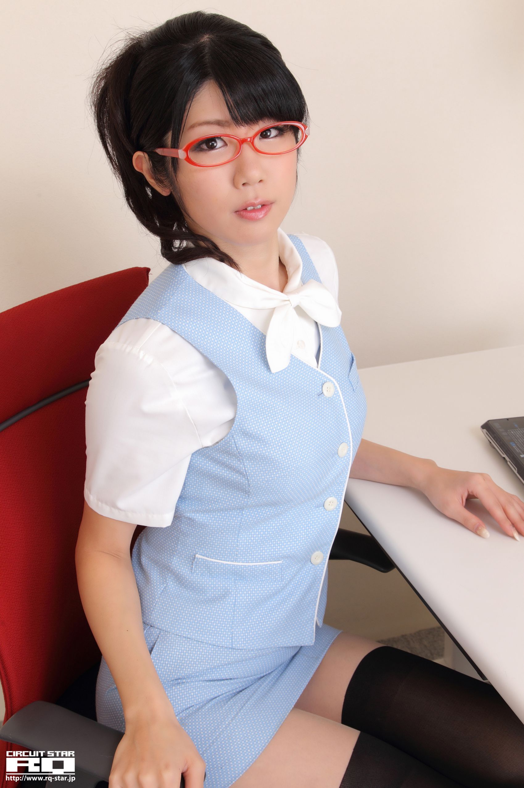 [RQ-STAR] NO.00614 Aoi Usami 宇佐美あおい Office Lady 写真集25
