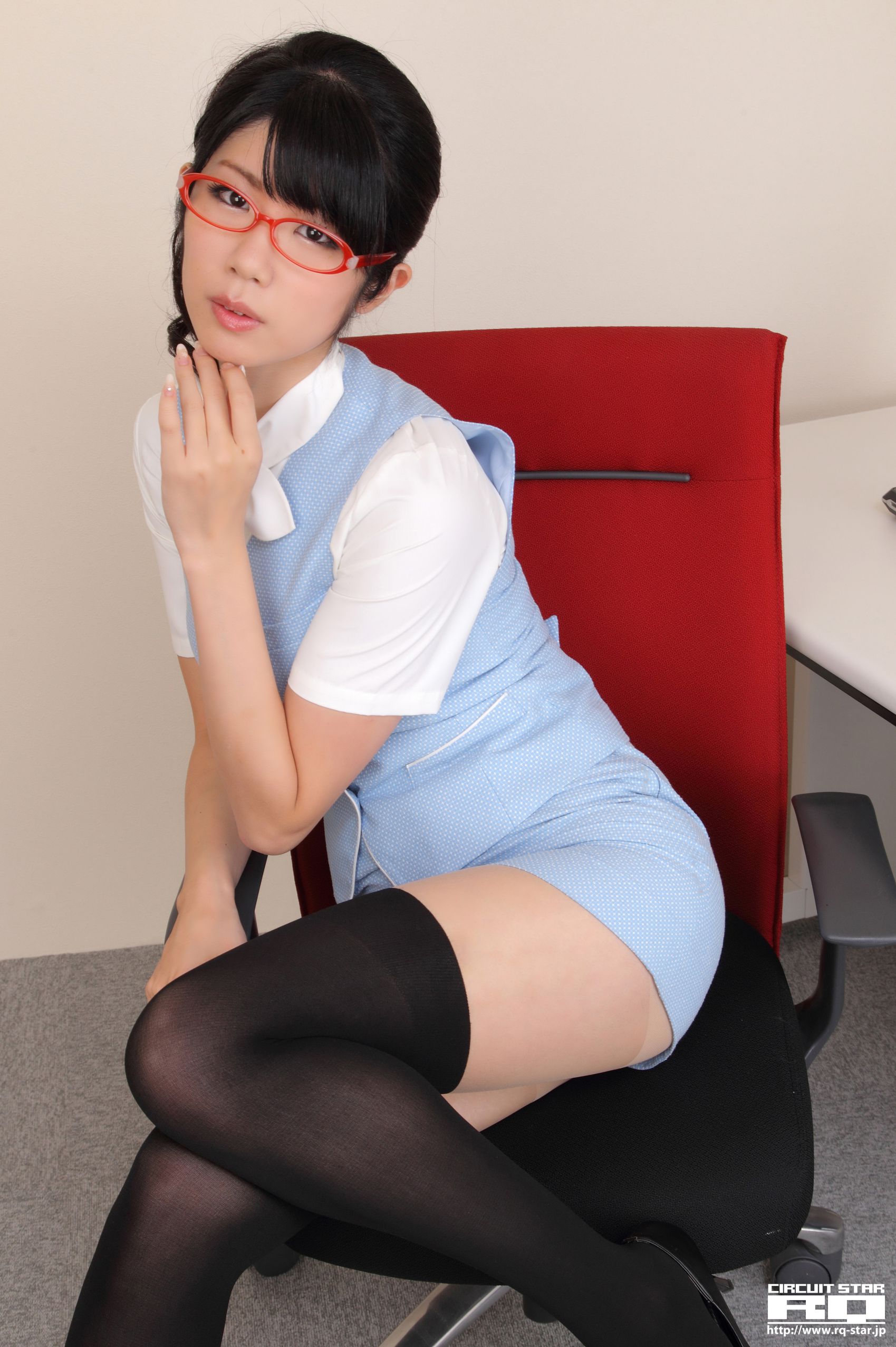 [RQ-STAR] NO.00614 Aoi Usami 宇佐美あおい Office Lady 写真集45