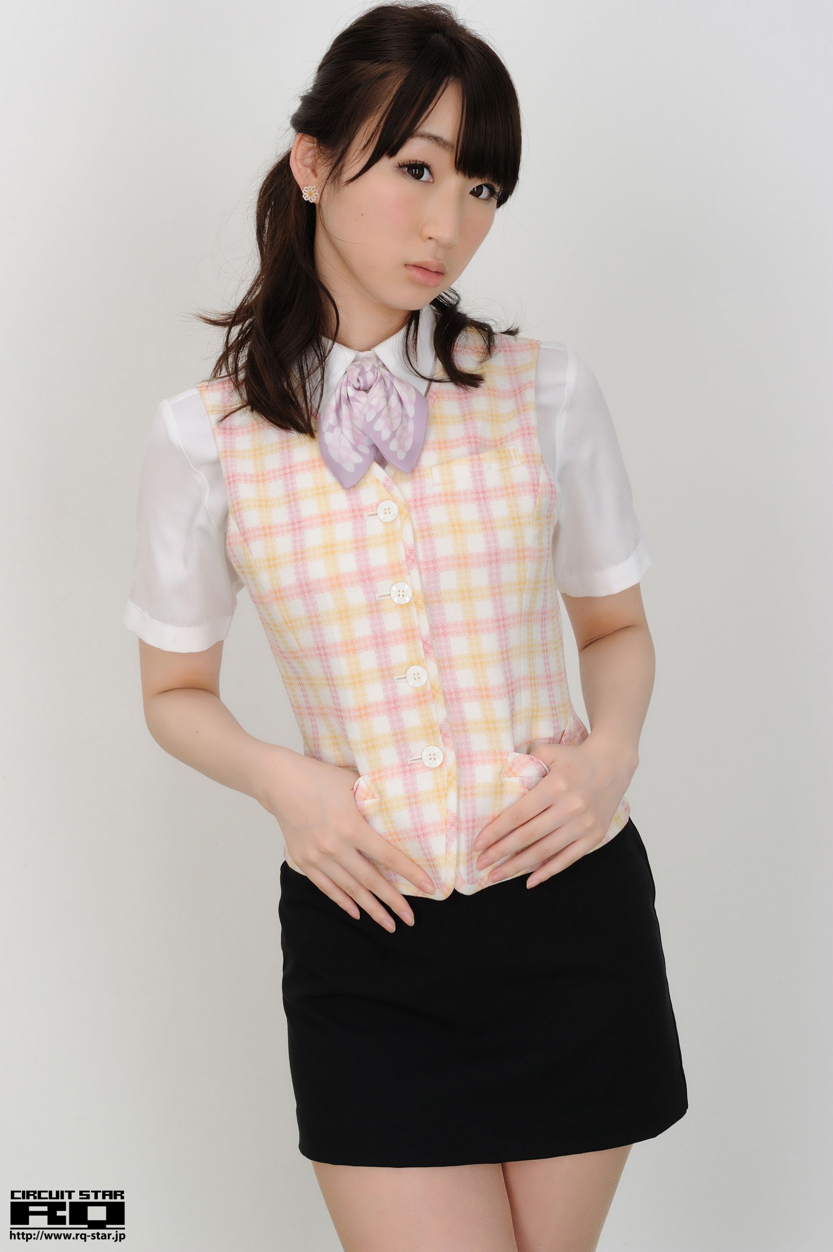 [RQ-STAR] NO.00639 Kana Arai 荒井嘉奈 Office Lady 写真集