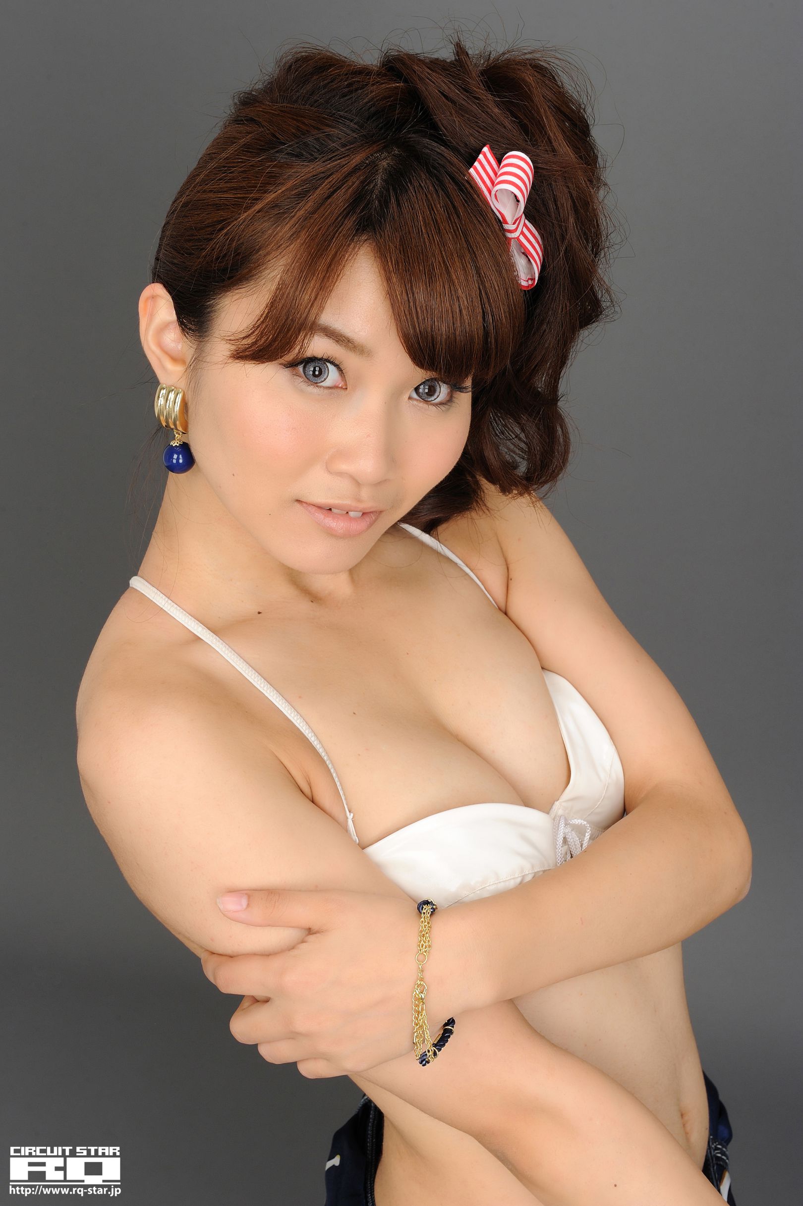 [RQ-STAR] NO.00644 殊野真緒 Mao Kotono Race Queen 写真集