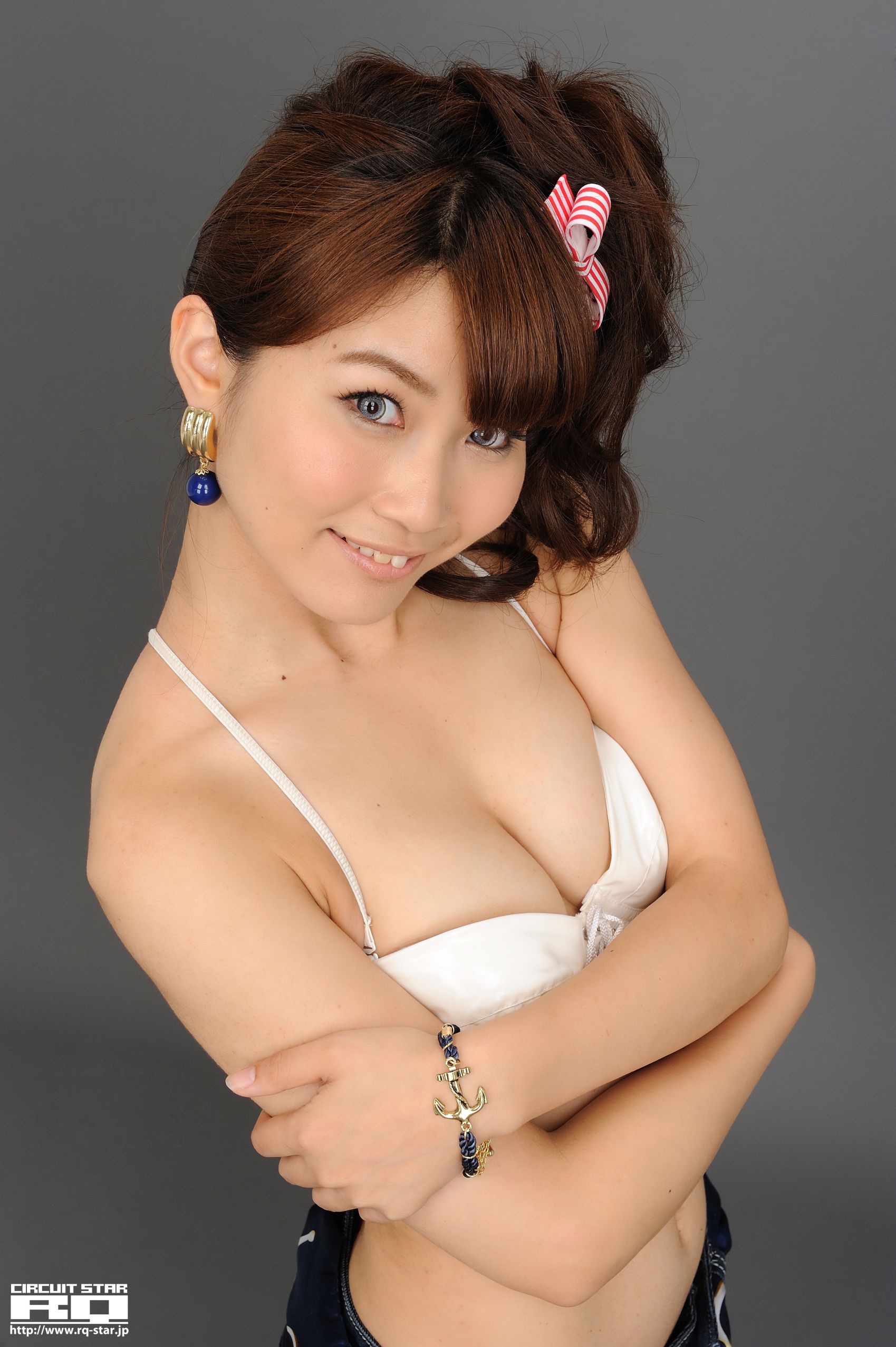 [RQ-STAR] NO.00644 殊野真緒 Mao Kotono Race Queen 写真集