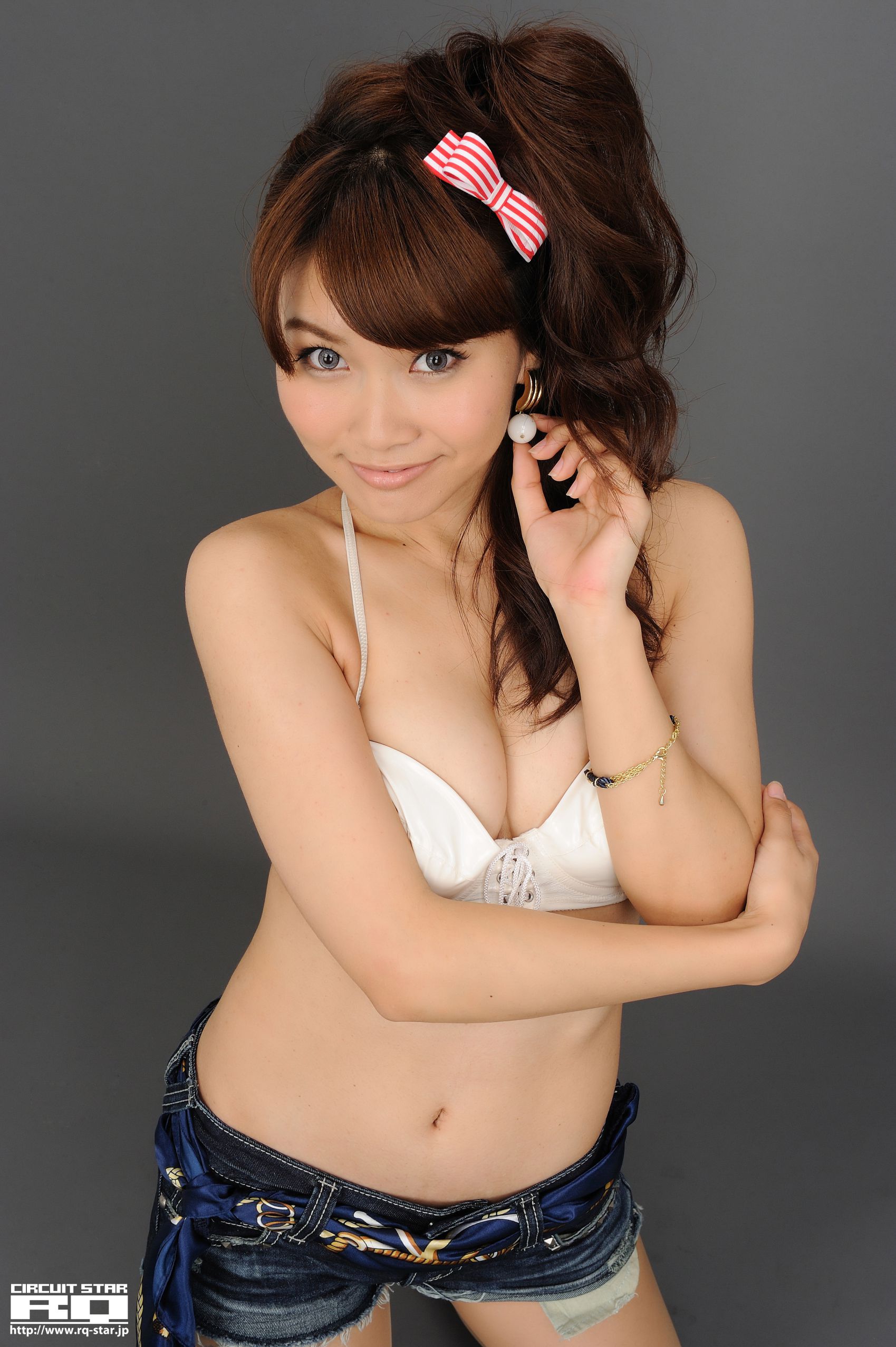 [RQ-STAR] NO.00644 殊野真緒 Mao Kotono Race Queen 写真集