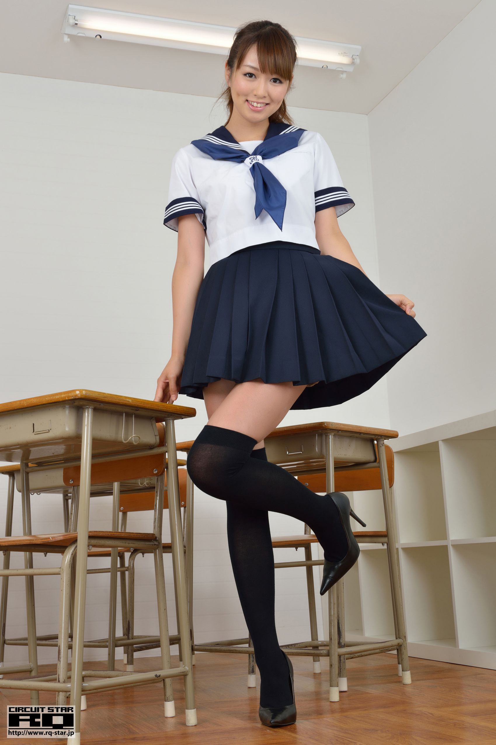 [RQ-STAR] NO.00691 中川静香 Shizuka Nakagawa Sailor 校服系列 写真集