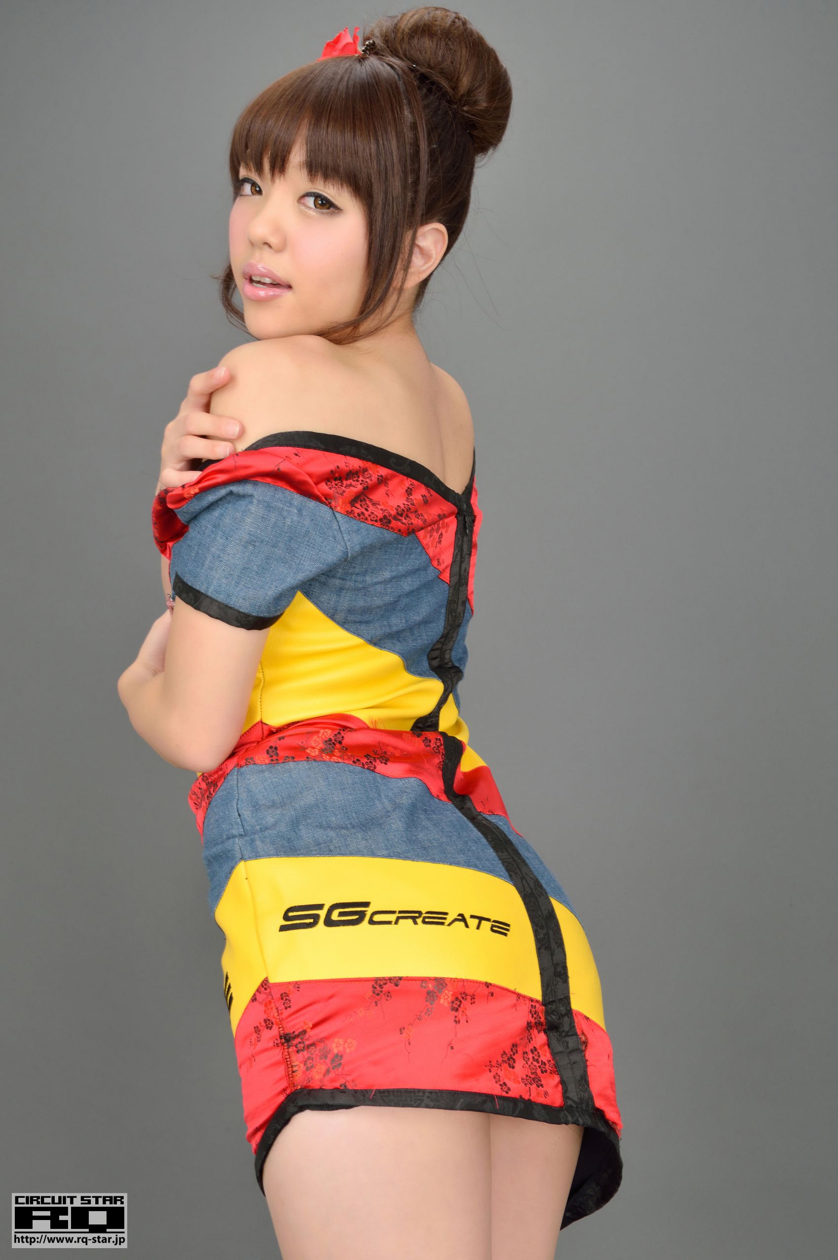 [RQ-STAR] NO.00725 Natsuki Higurashi 日暮なつき Race Queen 写真集23