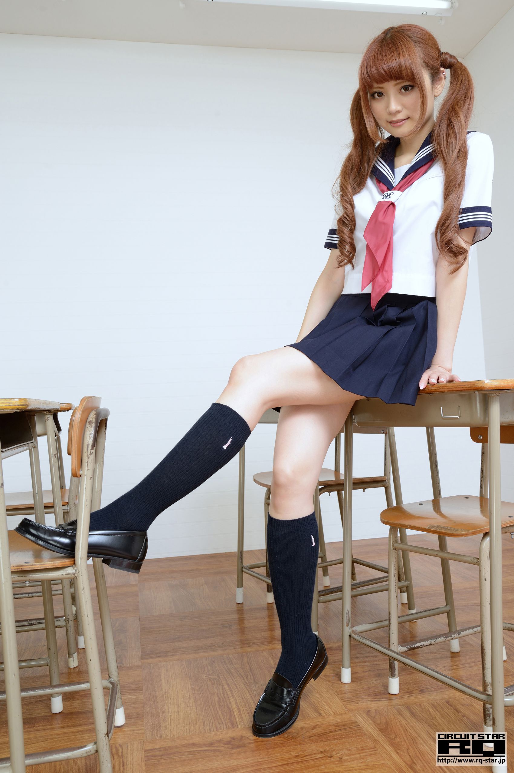 [RQ-STAR] NO.00831 朔矢あいね Sailor Girl 水手服 写真集10