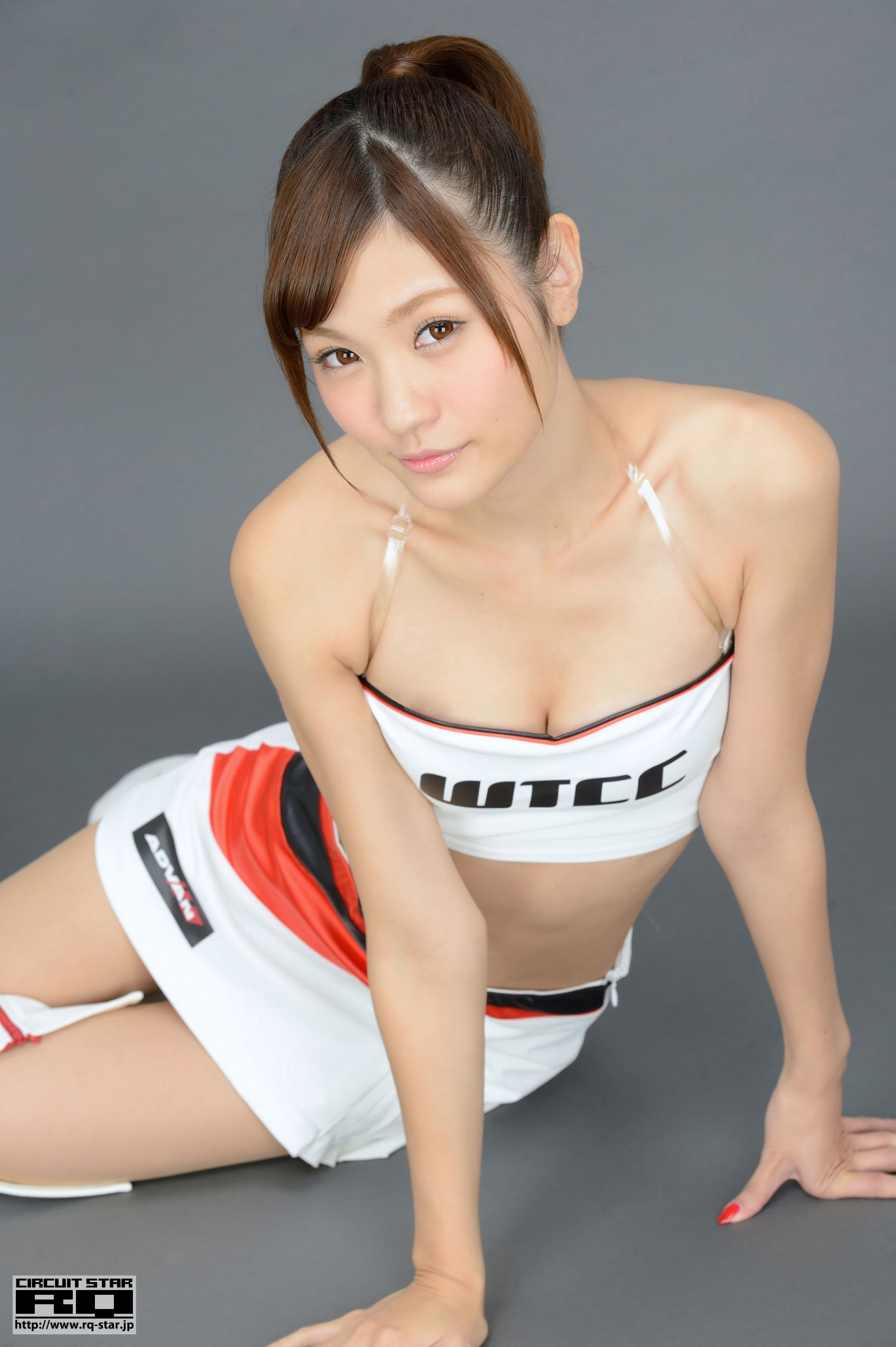 [RQ-STAR] NO.00878 神咲はるか Race Queen 赛车女郎 写真集