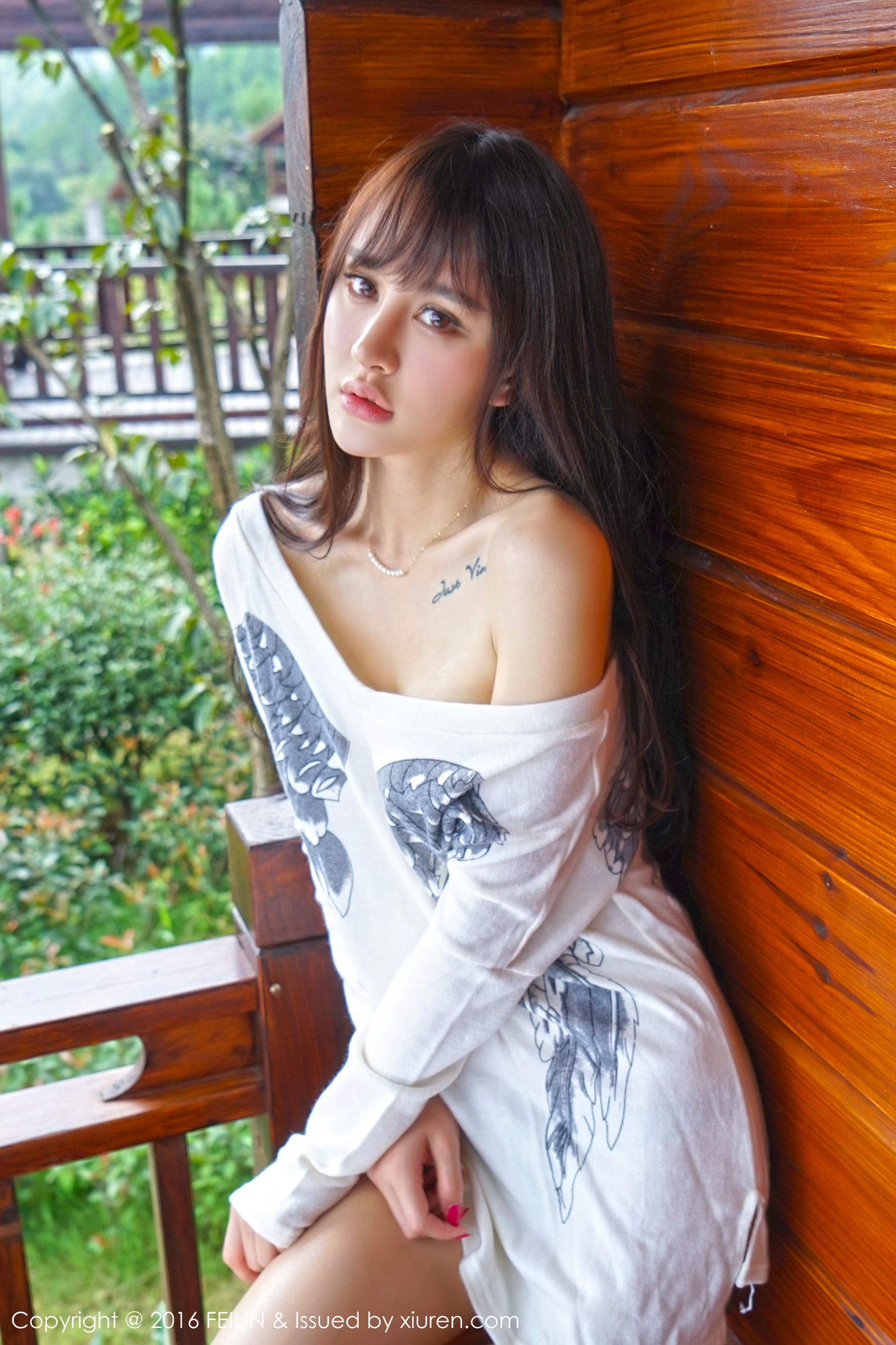 Cheryl青树《2套性感服饰》 [嗲囡囡FEILIN] Vol.053 写真集