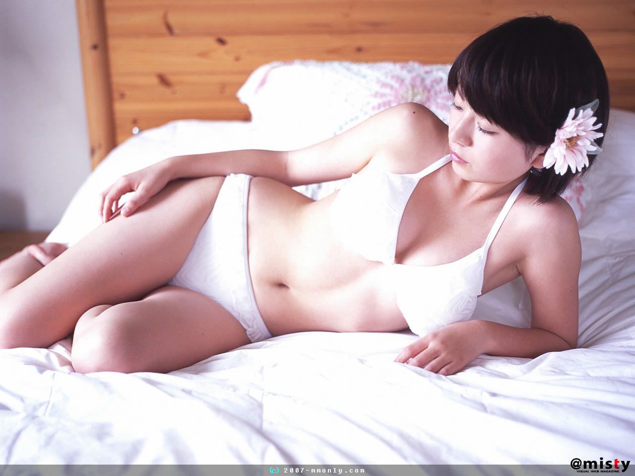 [@misty] No.128 Yurina Inoue 井上ゆりな 写真集