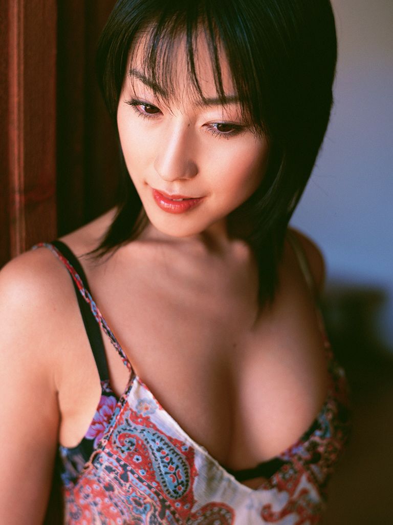 [Wanibooks] NO.15 Hiroko Sato 佐藤寛子 写真集