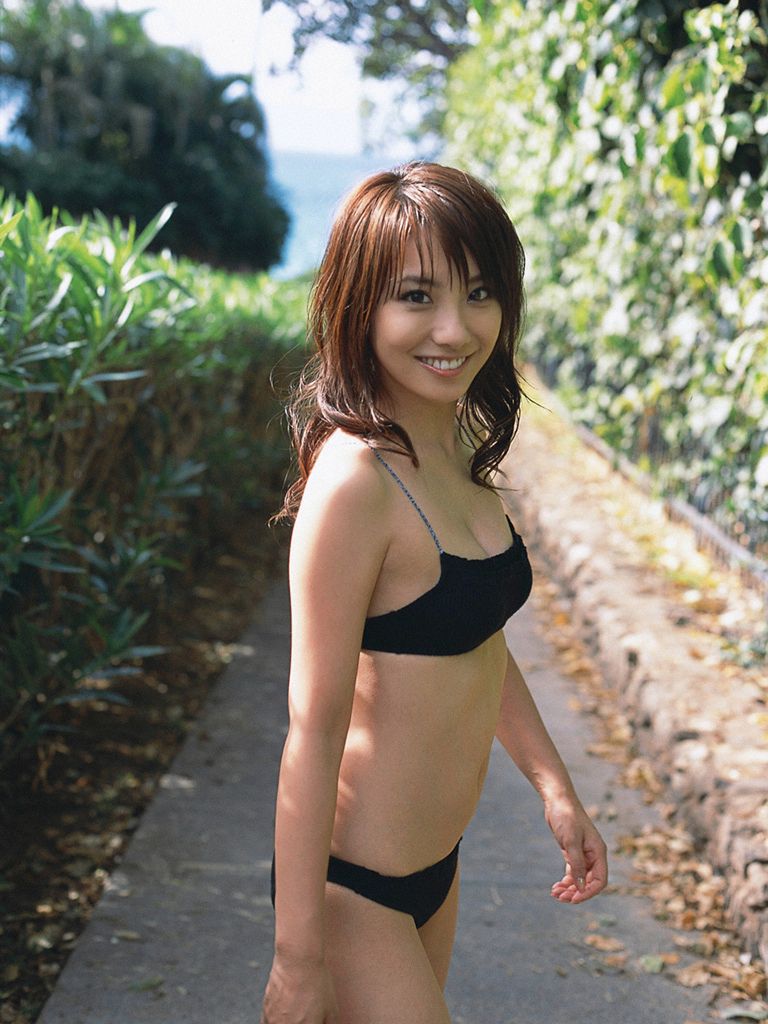 [Wanibooks] NO.44 Azusa Yamamoto 山本梓 写真集