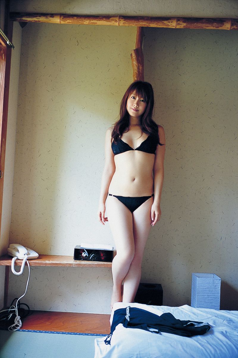 [Wanibooks] NO.71 Megumi Yasu 安めぐみ/安惠美 写真集