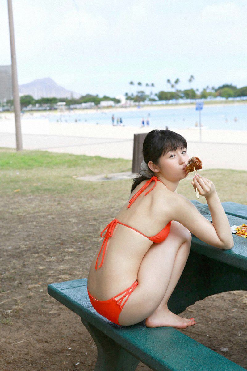 [Wanibooks] NO.101 Rina Koike 小池里奈 写真集